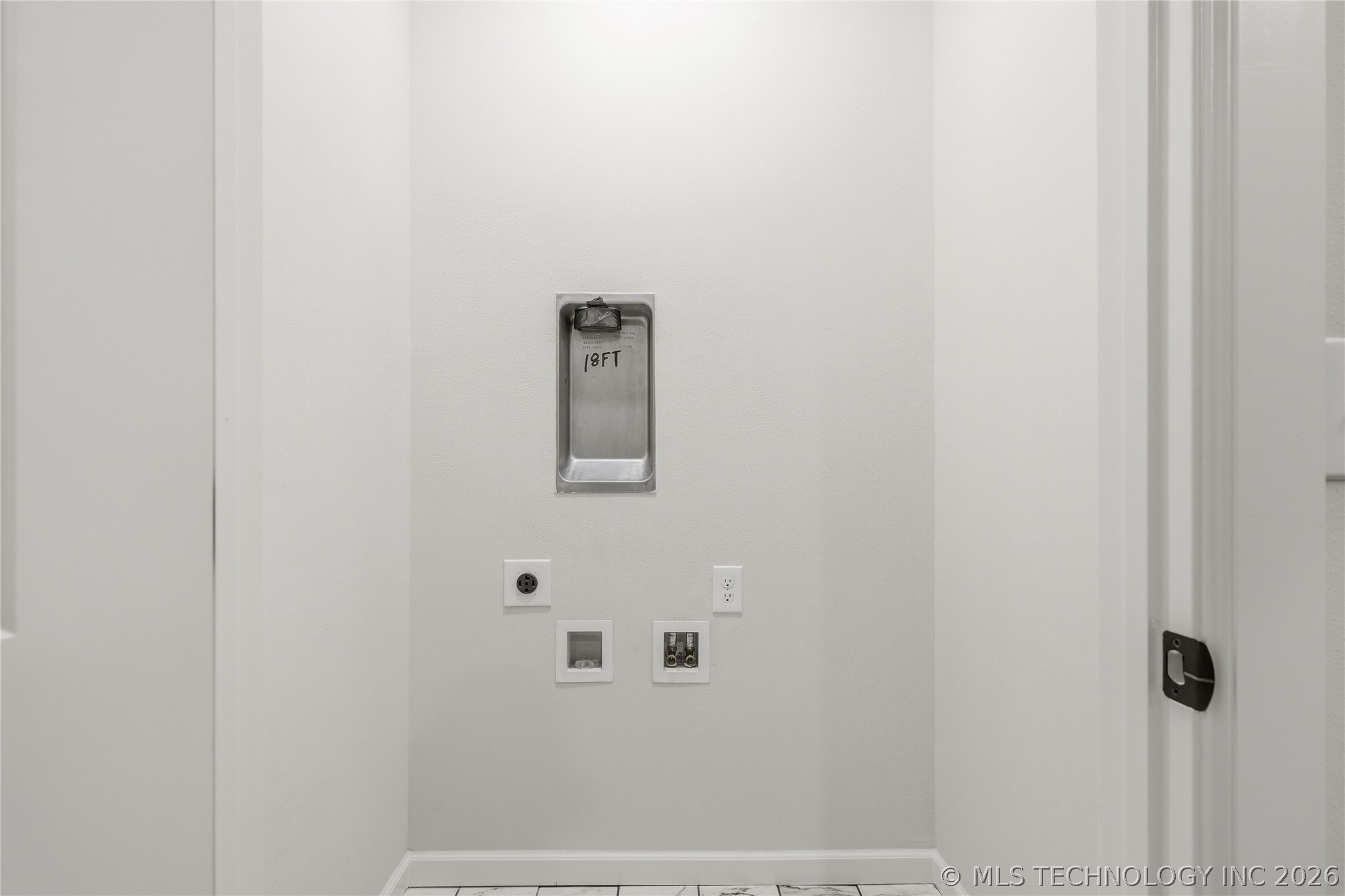 16713 S 1st East Avenue Property Photo 45