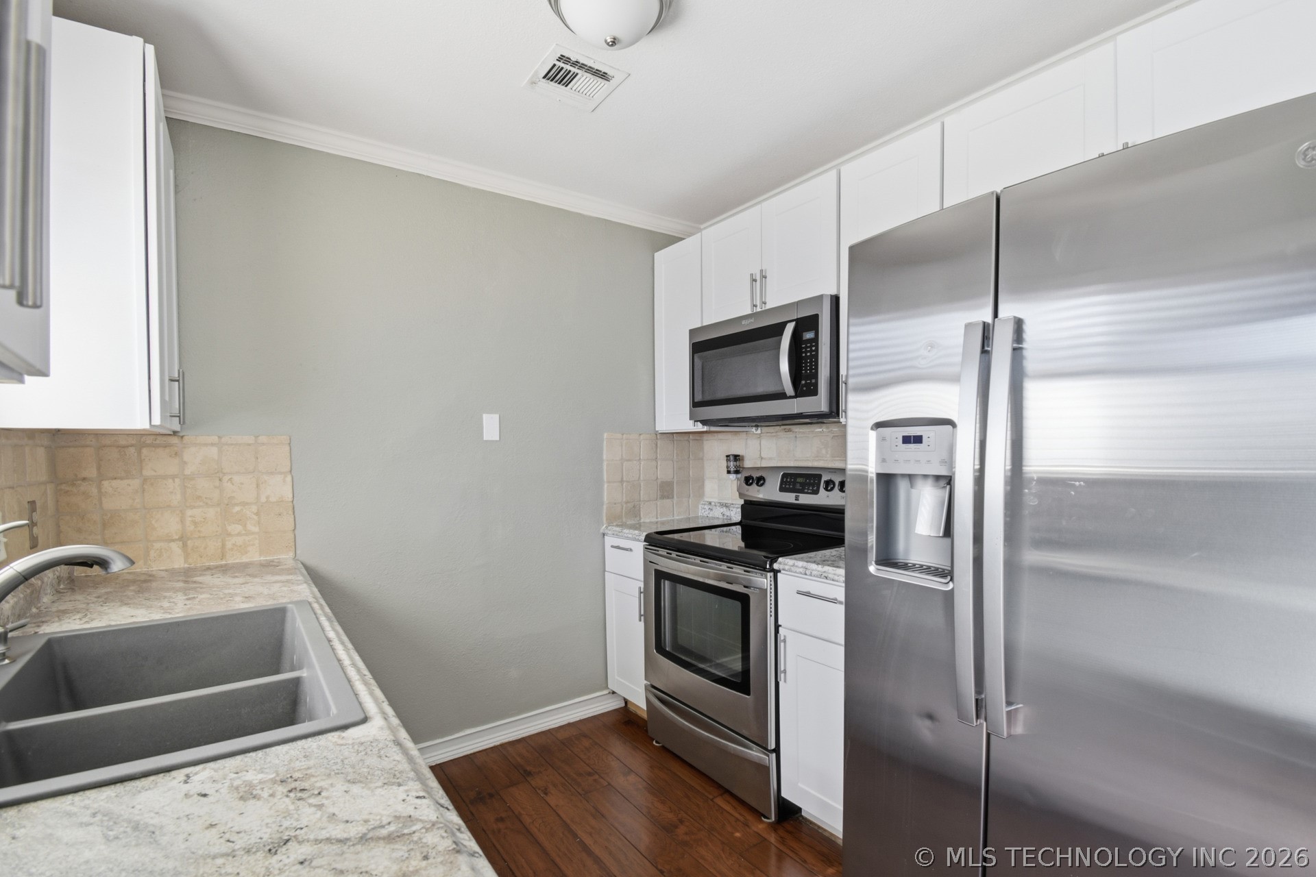 1113 W Durham Street Property Photo 10