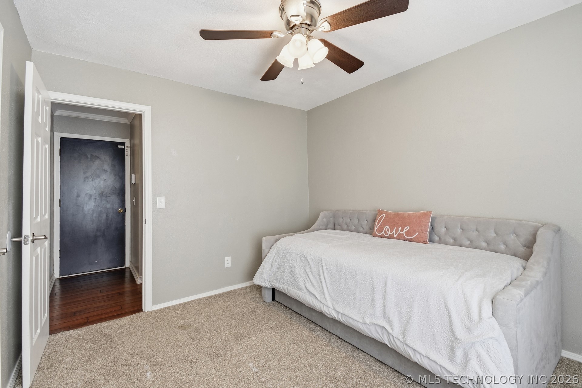 1113 W Durham Street Property Photo 22