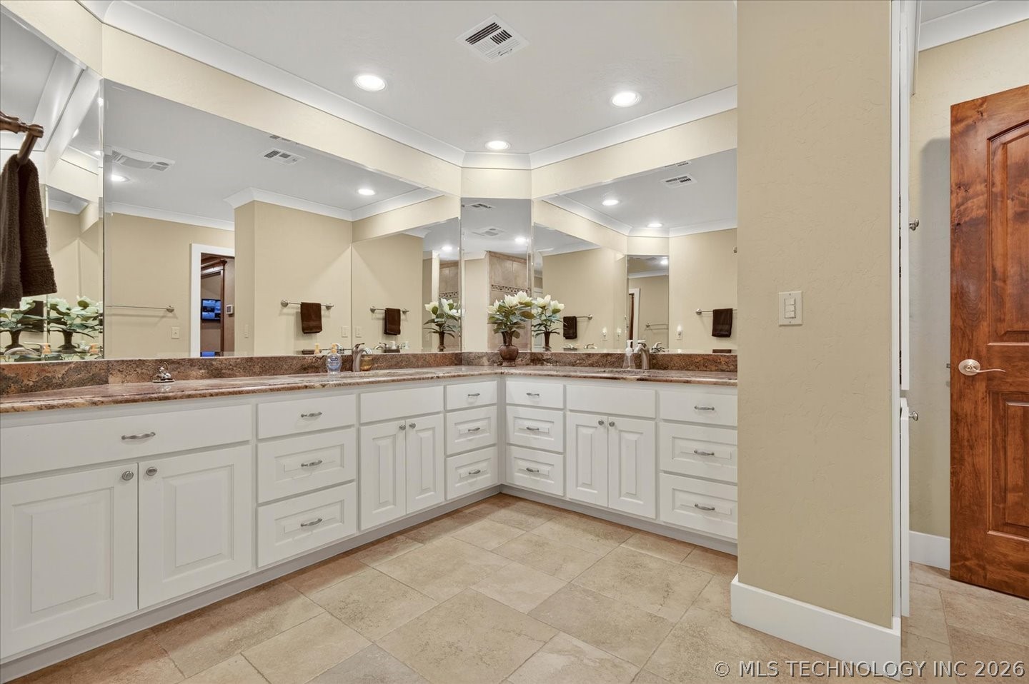 21271 N 4030 Road Property Photo 27