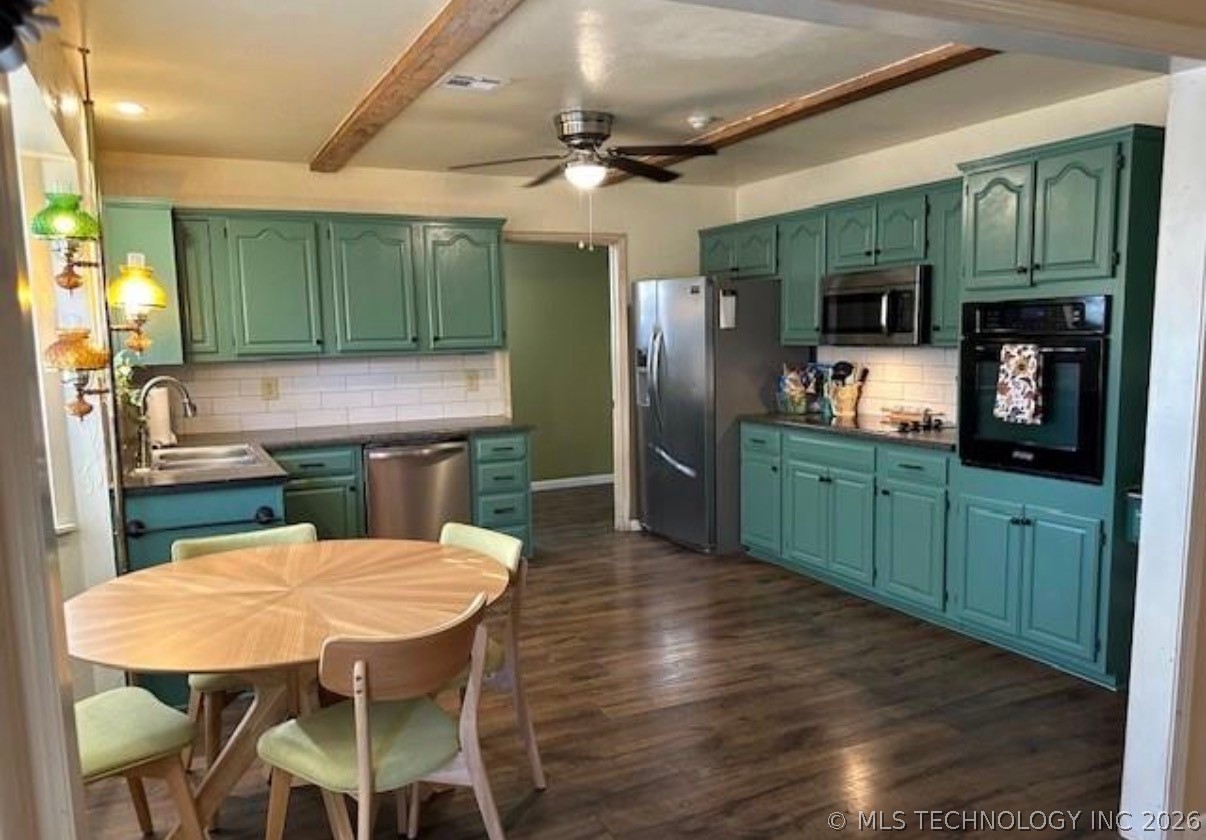 2817 Kimberlea Drive Property Photo 2
