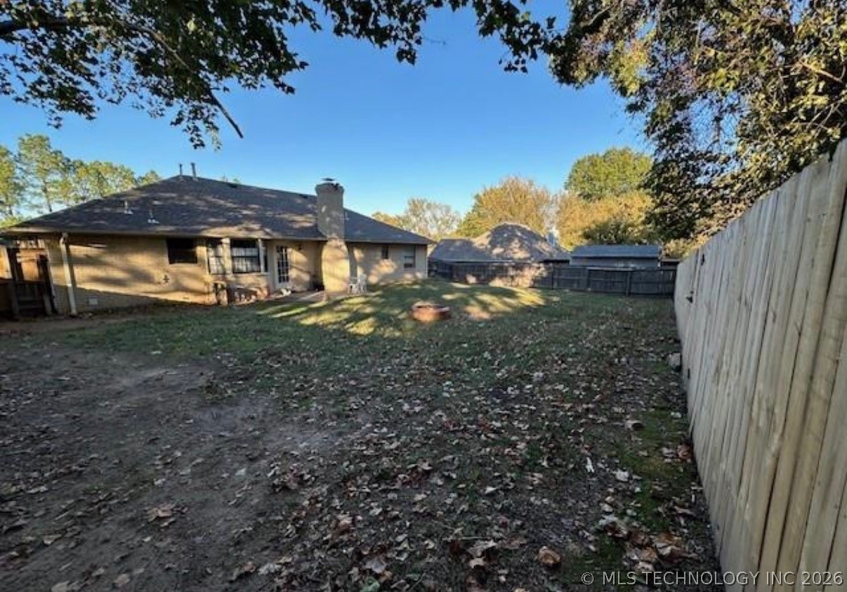 2817 Kimberlea Drive Property Photo 3