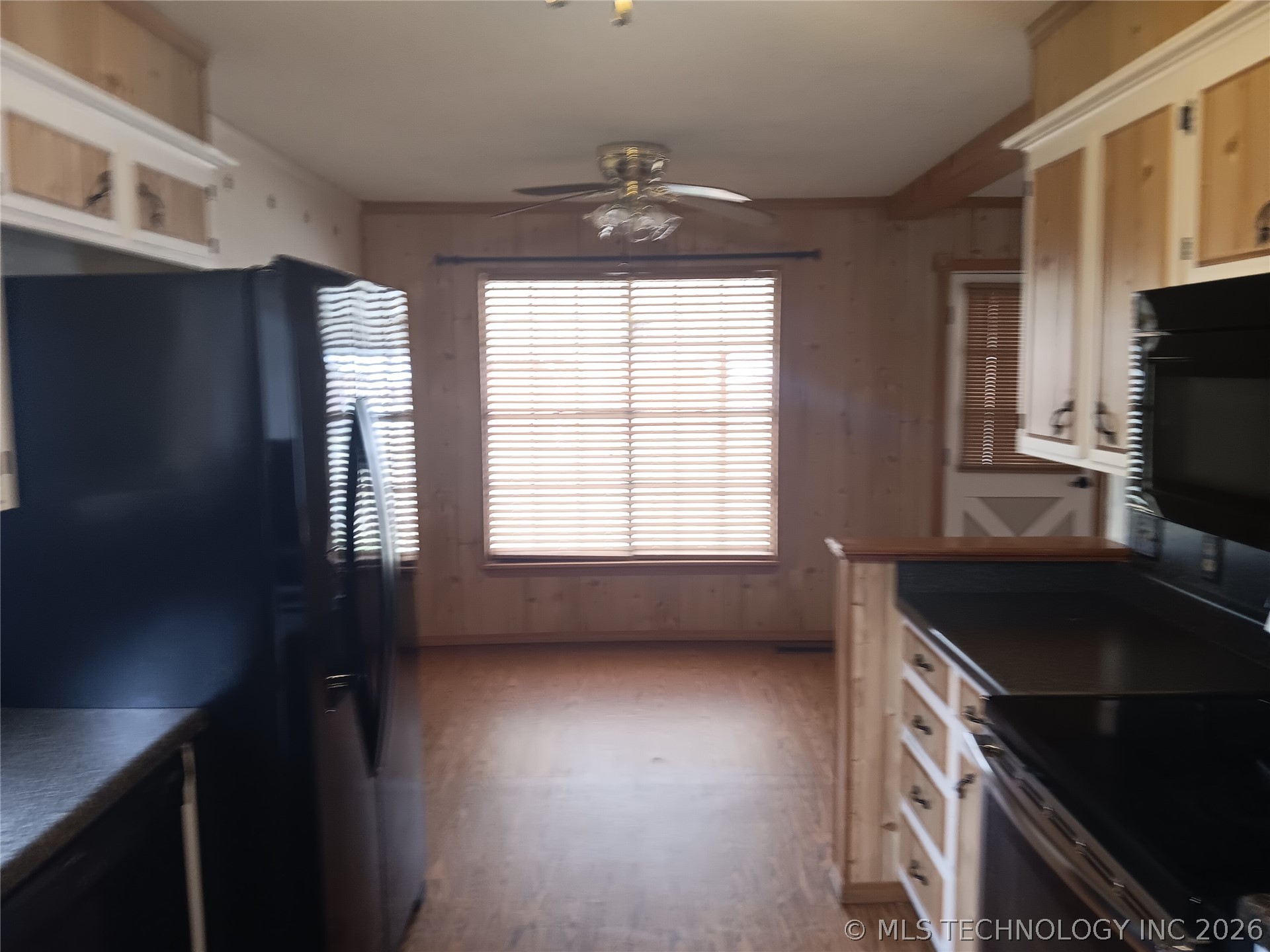 1001 S Colonial Drive Property Photo 6