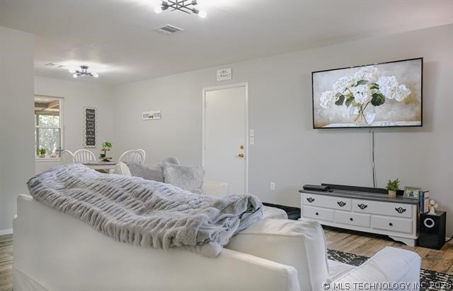 1146 N 4270 Road Property Photo 5