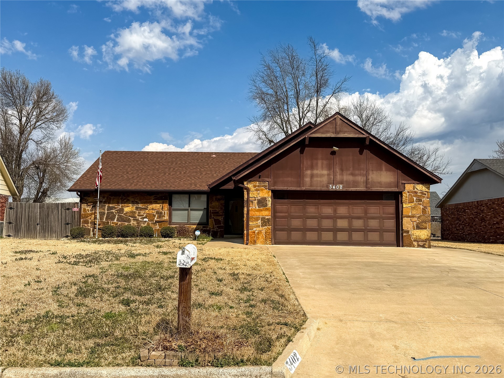 3402 Dakota Avenue Property Photo 1