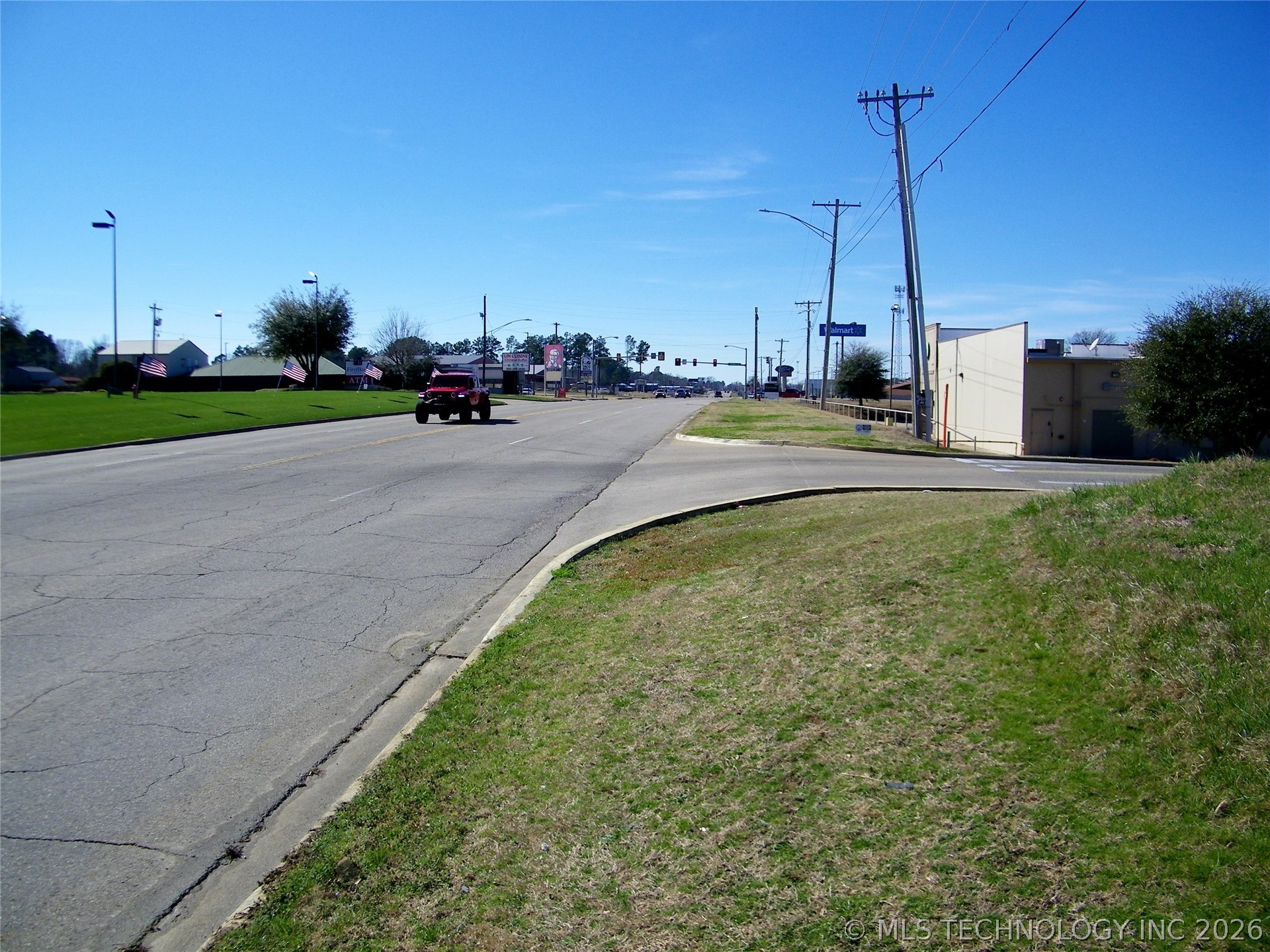 3 E Washington Street Property Photo 12