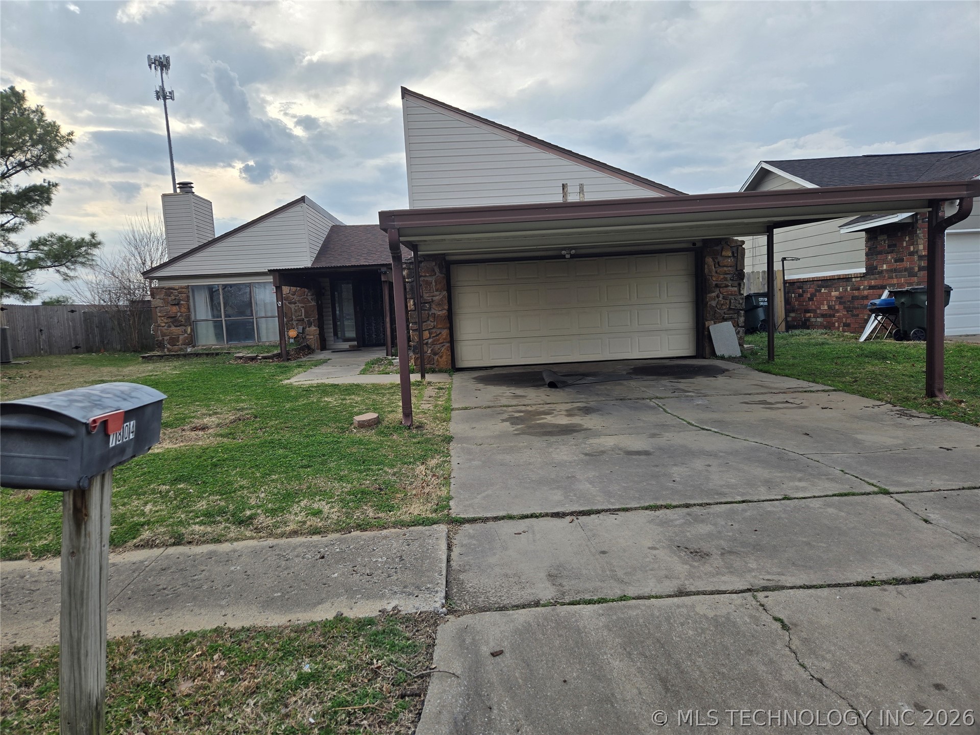 7804 N 117th East East Avenue Property Photo 3
