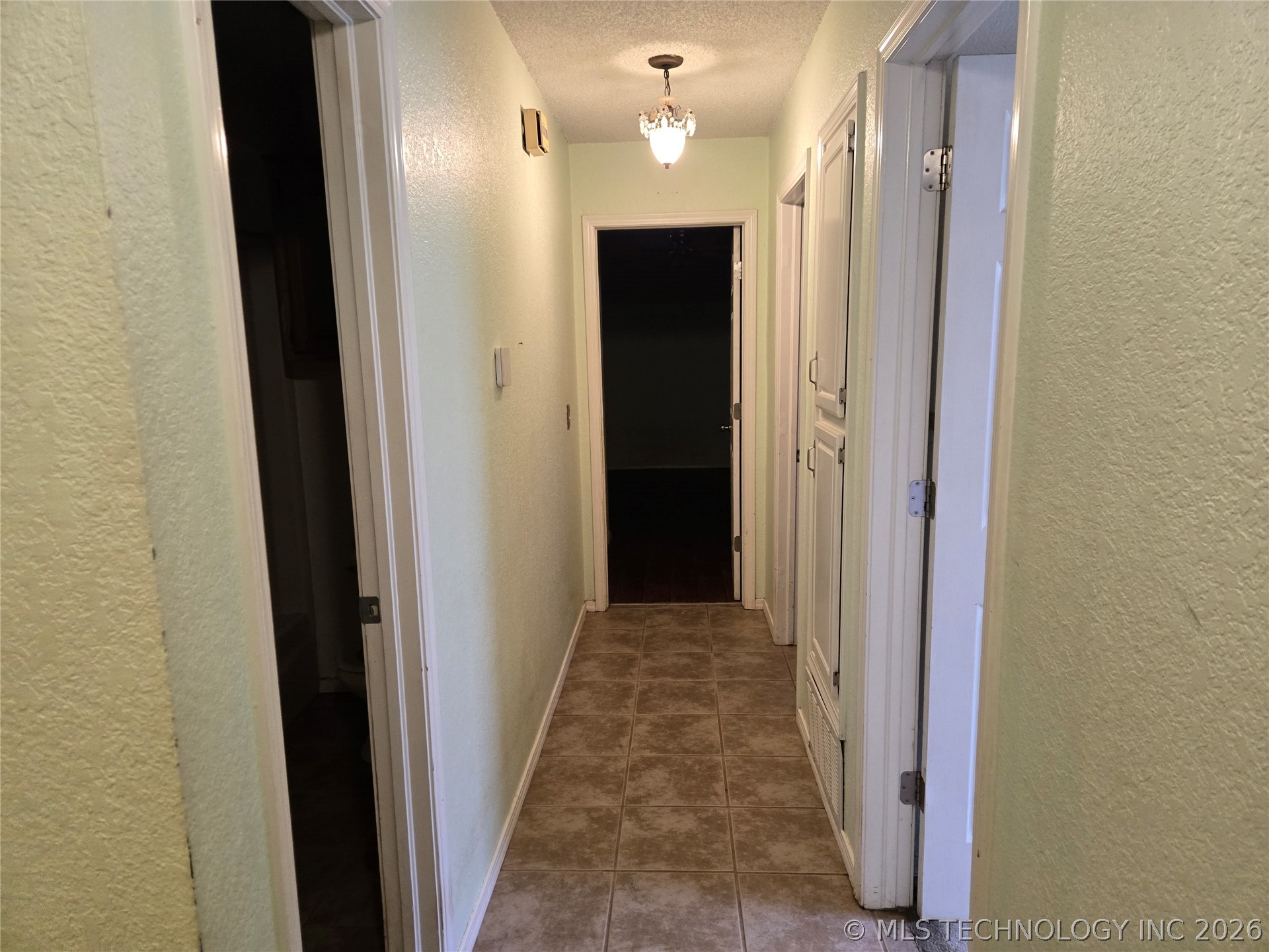 7804 N 117th East East Avenue Property Photo 31