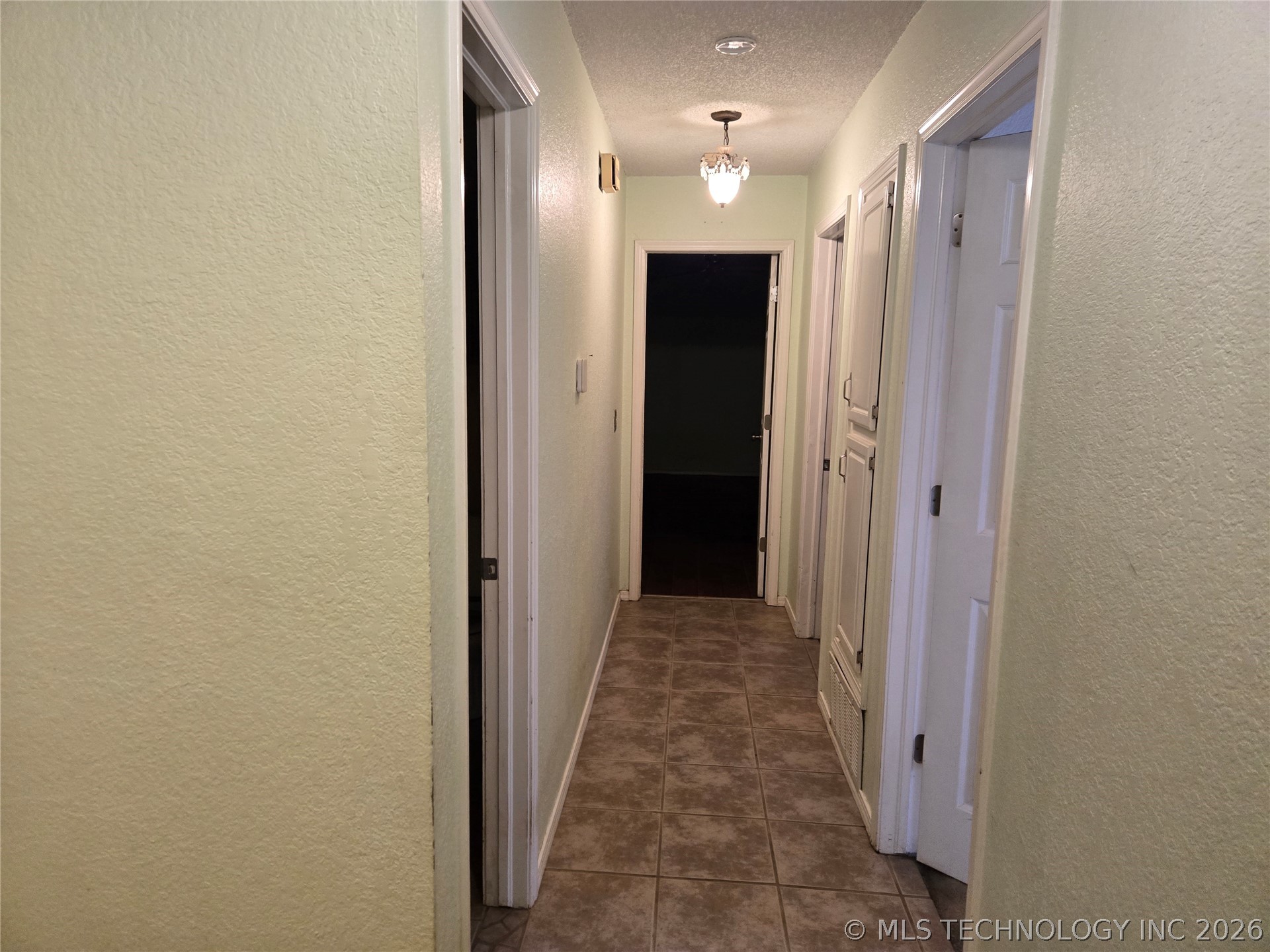 7804 N 117th East East Avenue Property Photo 40