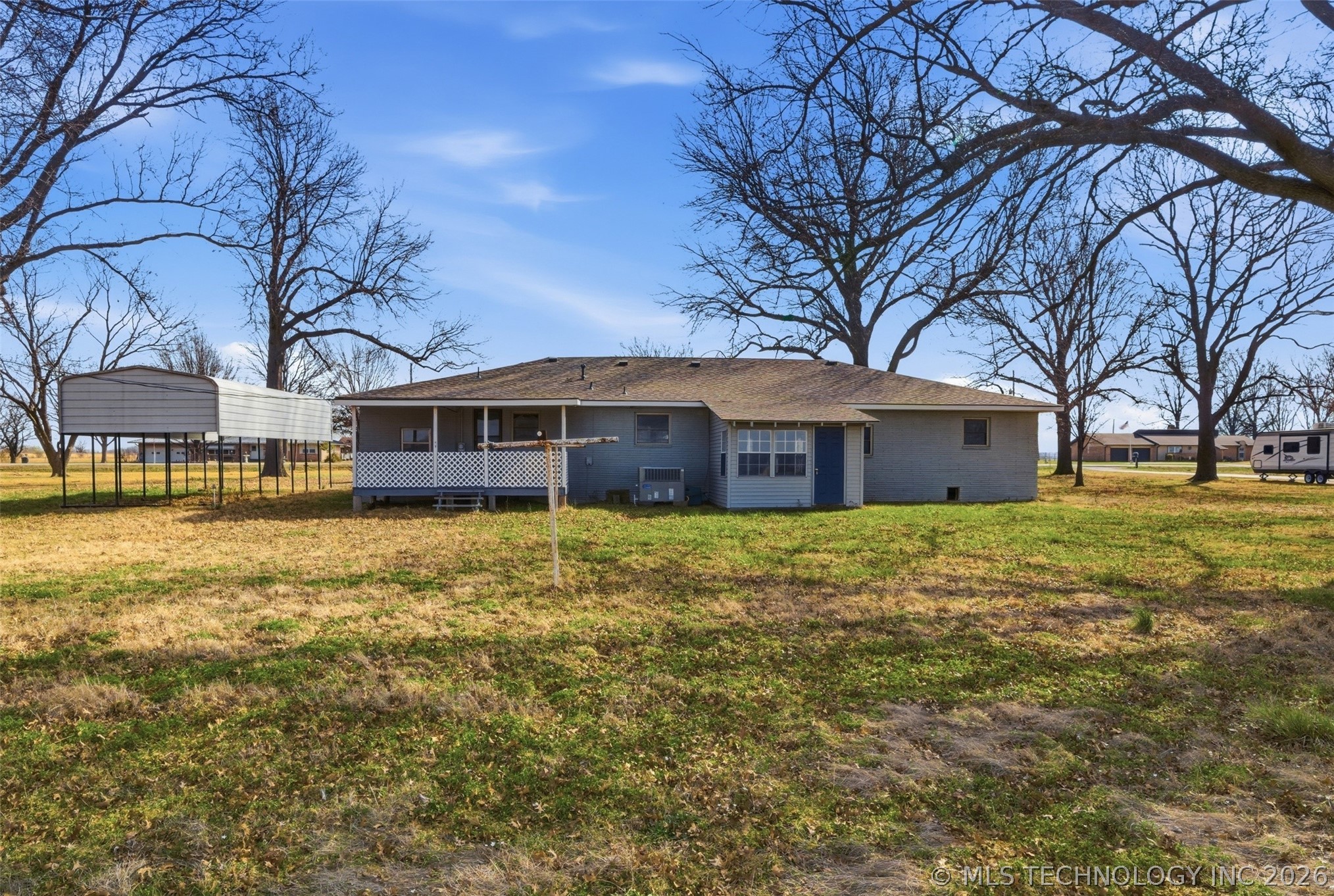 24243 S Highway 2 Property Photo 3