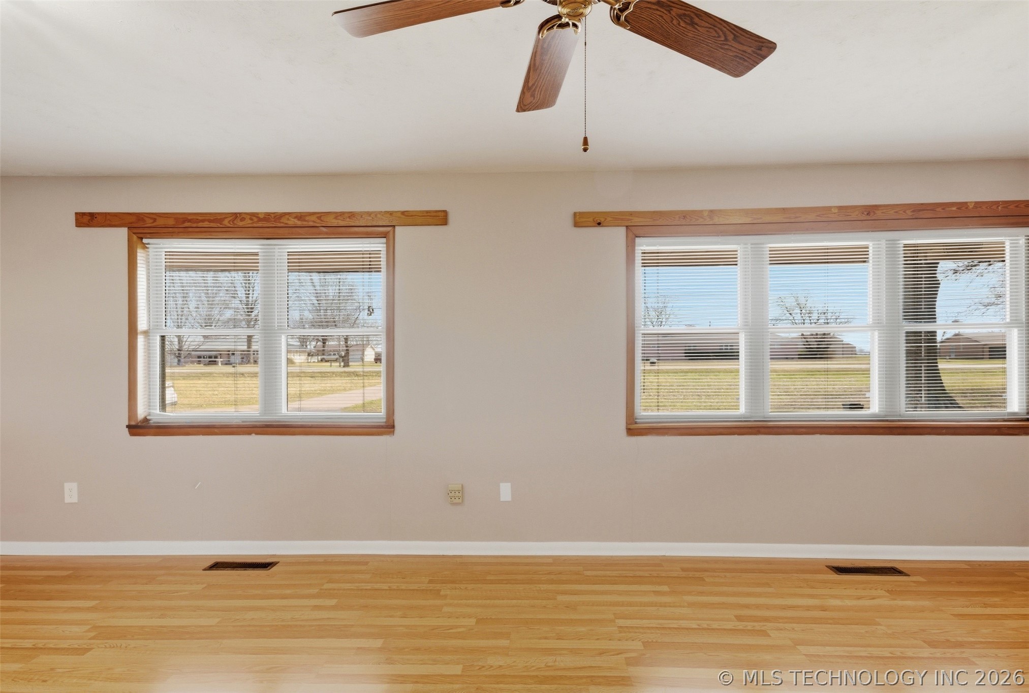 24243 S Highway 2 Property Photo 6