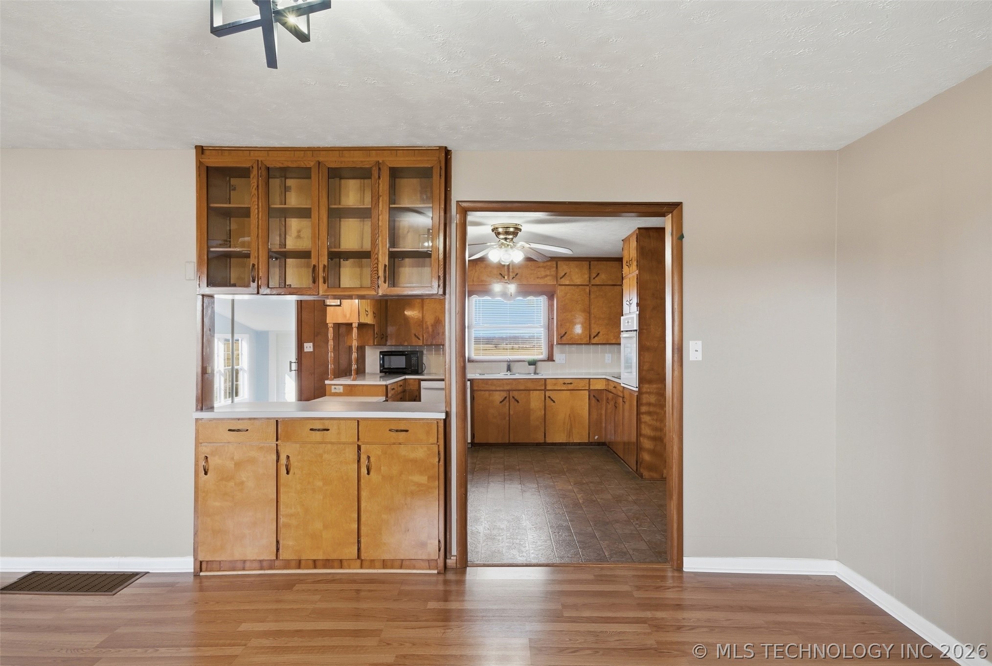 24243 S Highway 2 Property Photo 8
