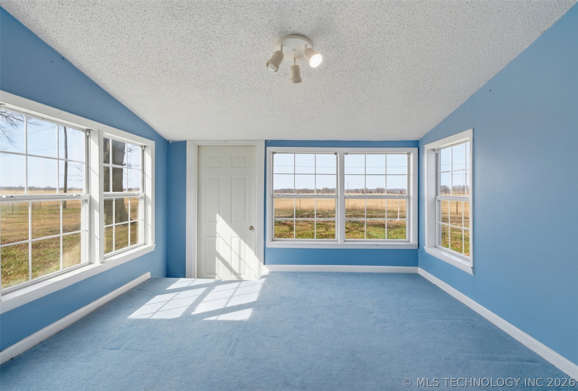24243 S Highway 2 Property Photo 30
