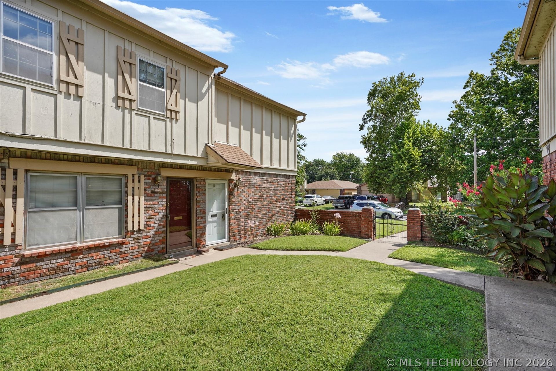 6148 S Madison Place 6148-A Property Photo 1