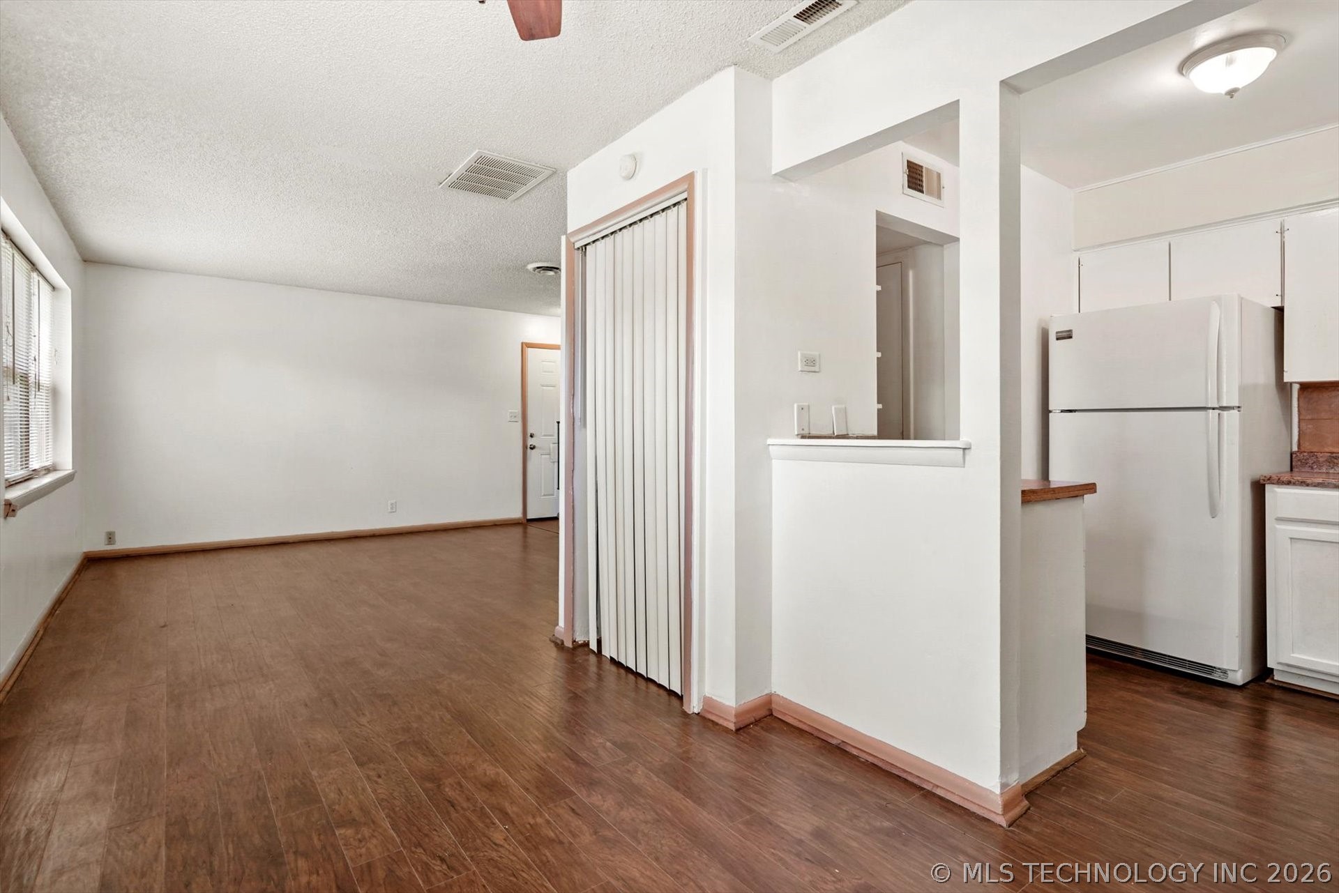 6148 S Madison Place 6148-a Property Photo 10