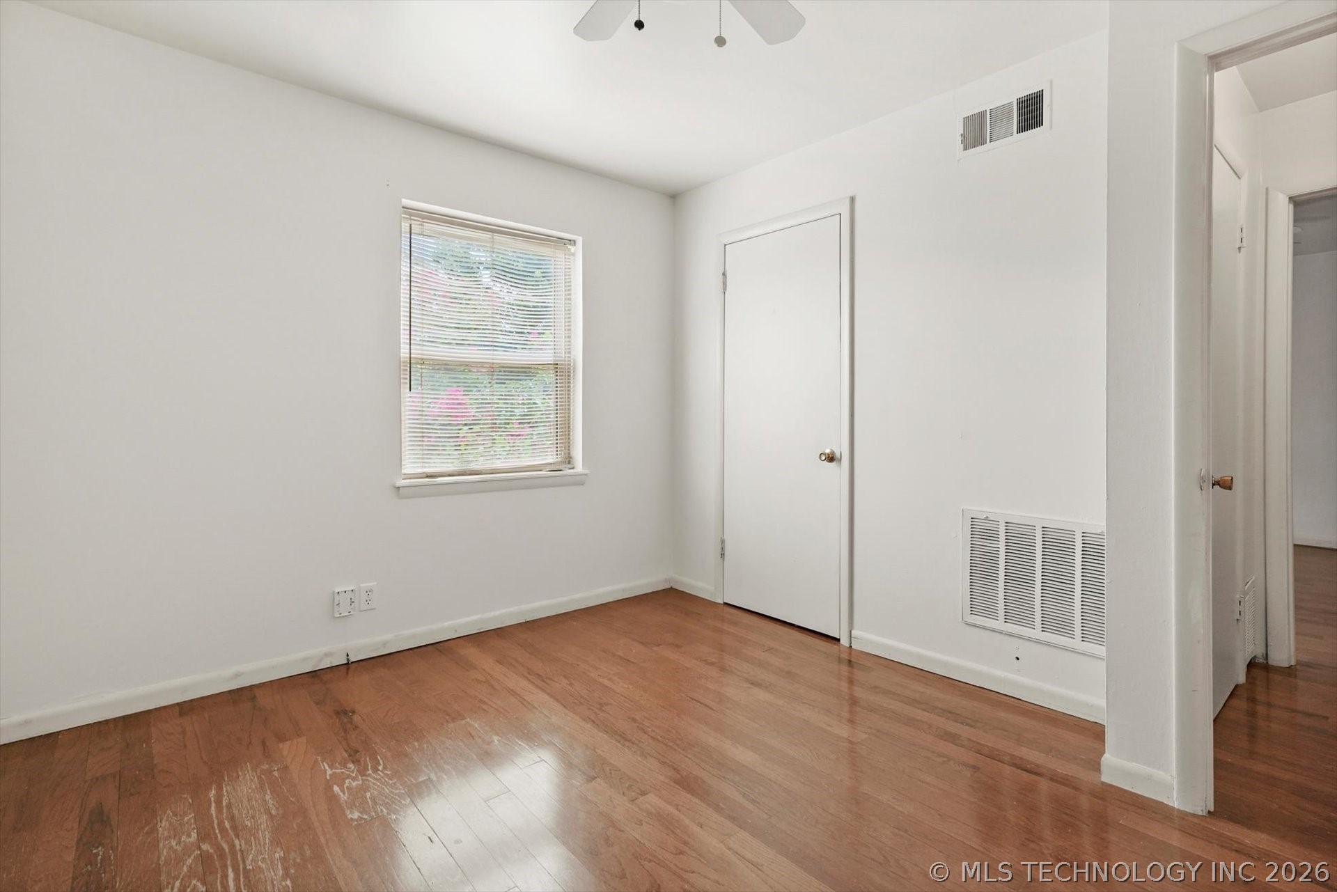6148 S Madison Place 6148-a Property Photo 22