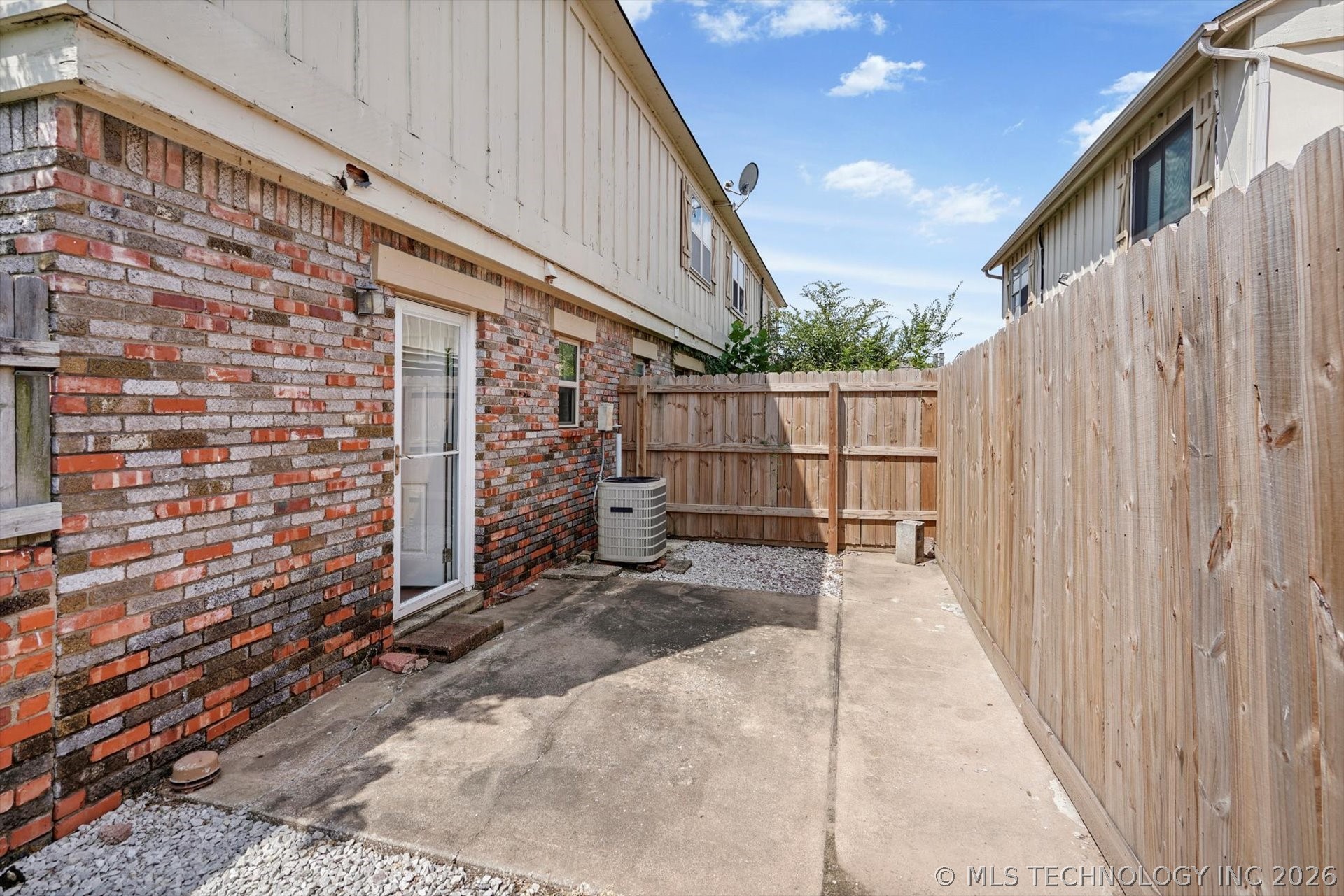 6148 S Madison Place 6148-a Property Photo 24