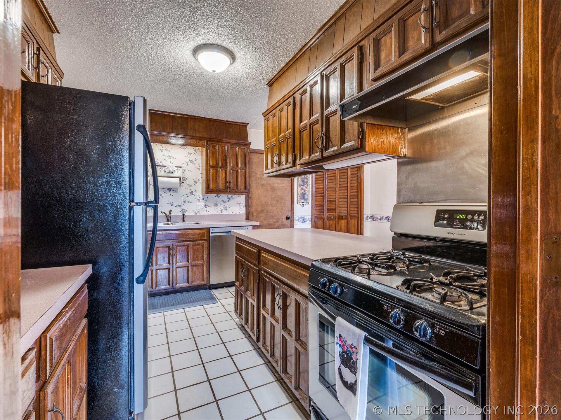 8949 E 60th Street Property Photo 15