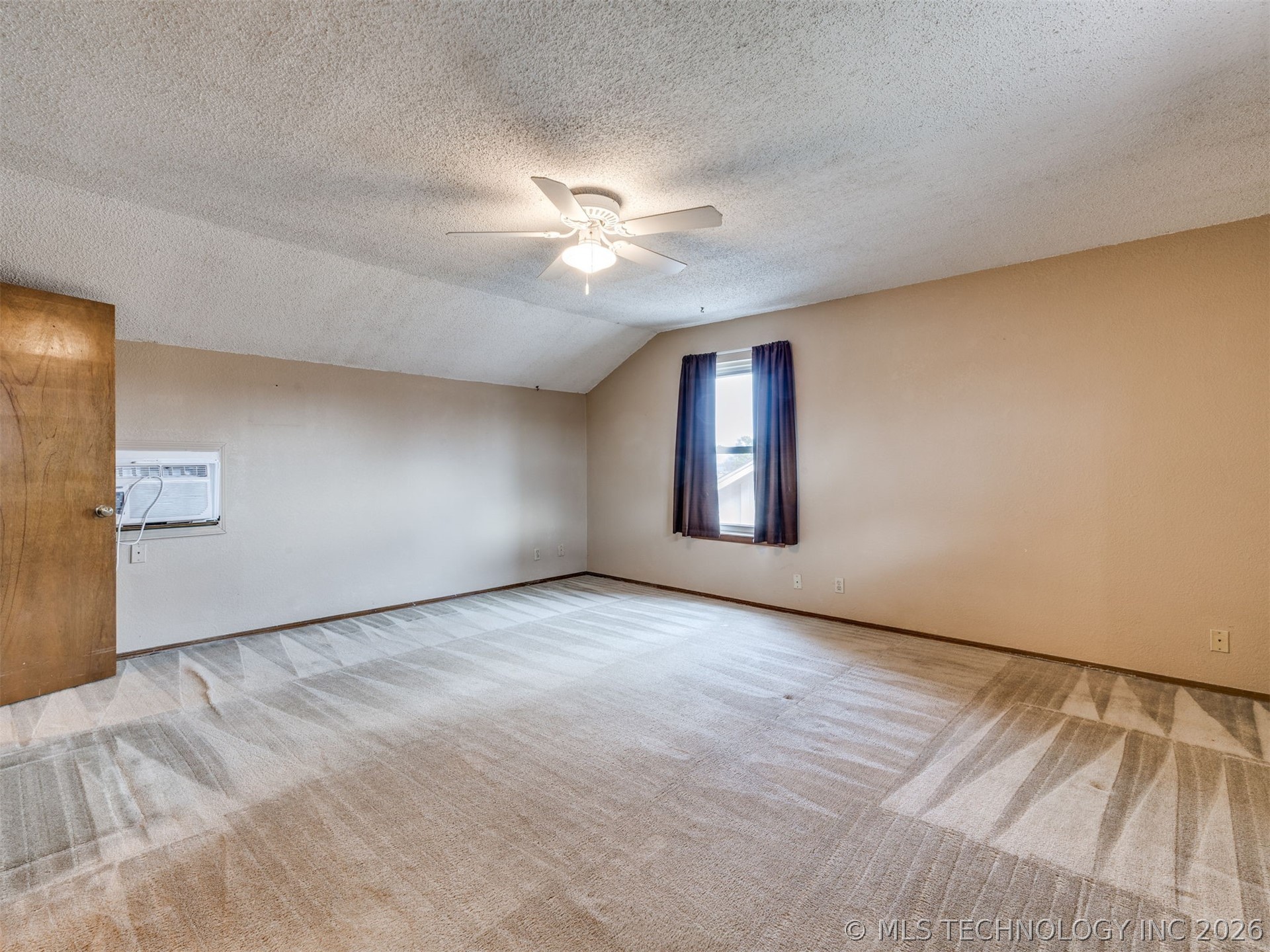 8949 E 60th Street Property Photo 43