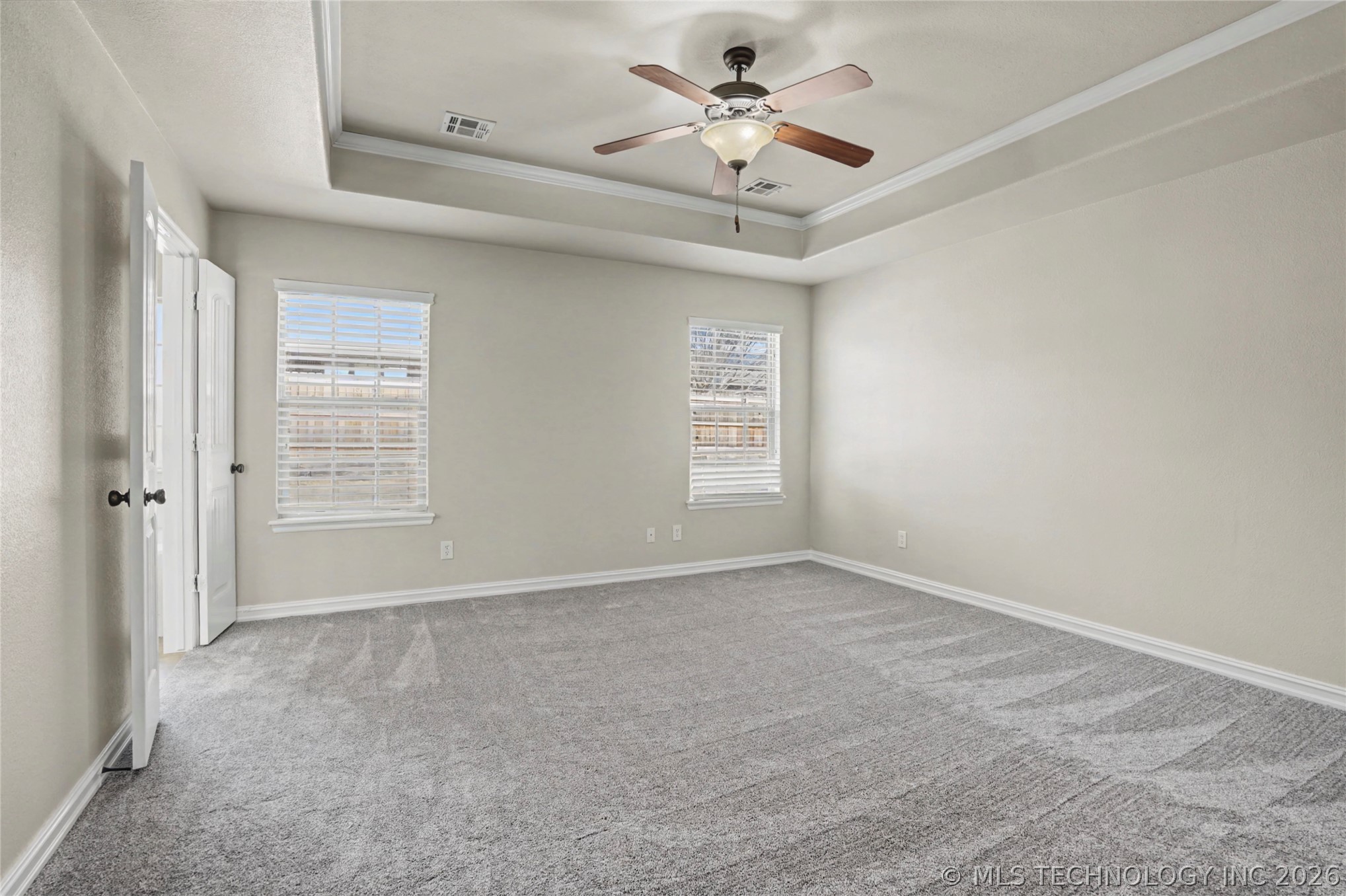 2740 W Quinton Street Property Photo 14