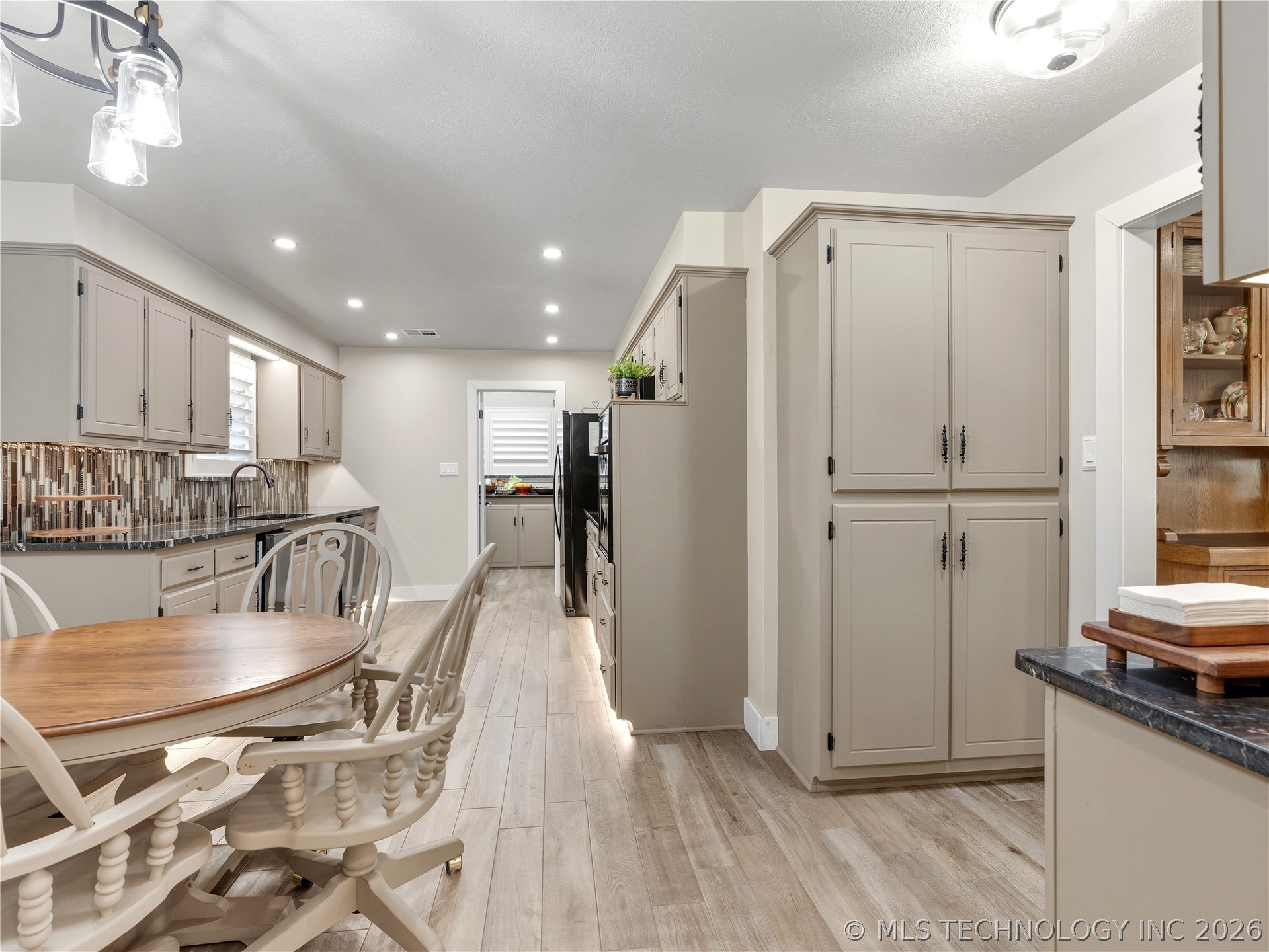 605 Ann Avenue Property Photo 20