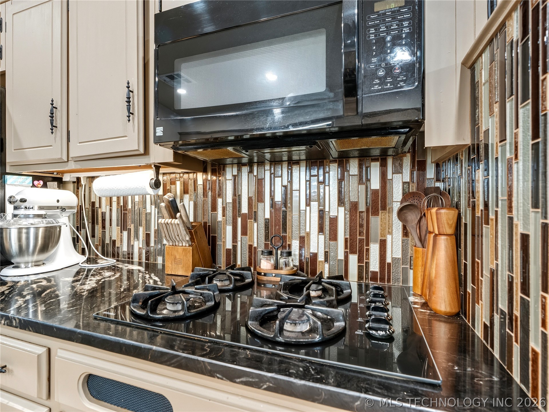 605 Ann Avenue Property Photo 29