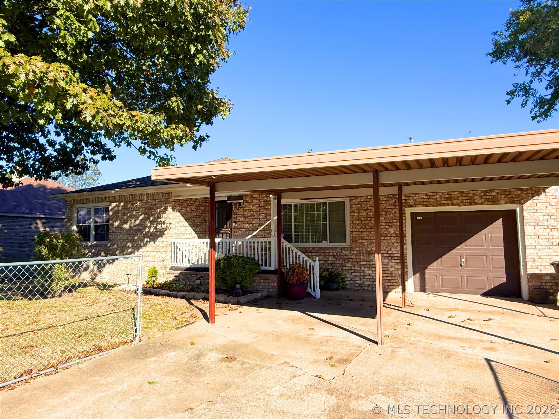 2231 E 32nd Place N Property Photo 3