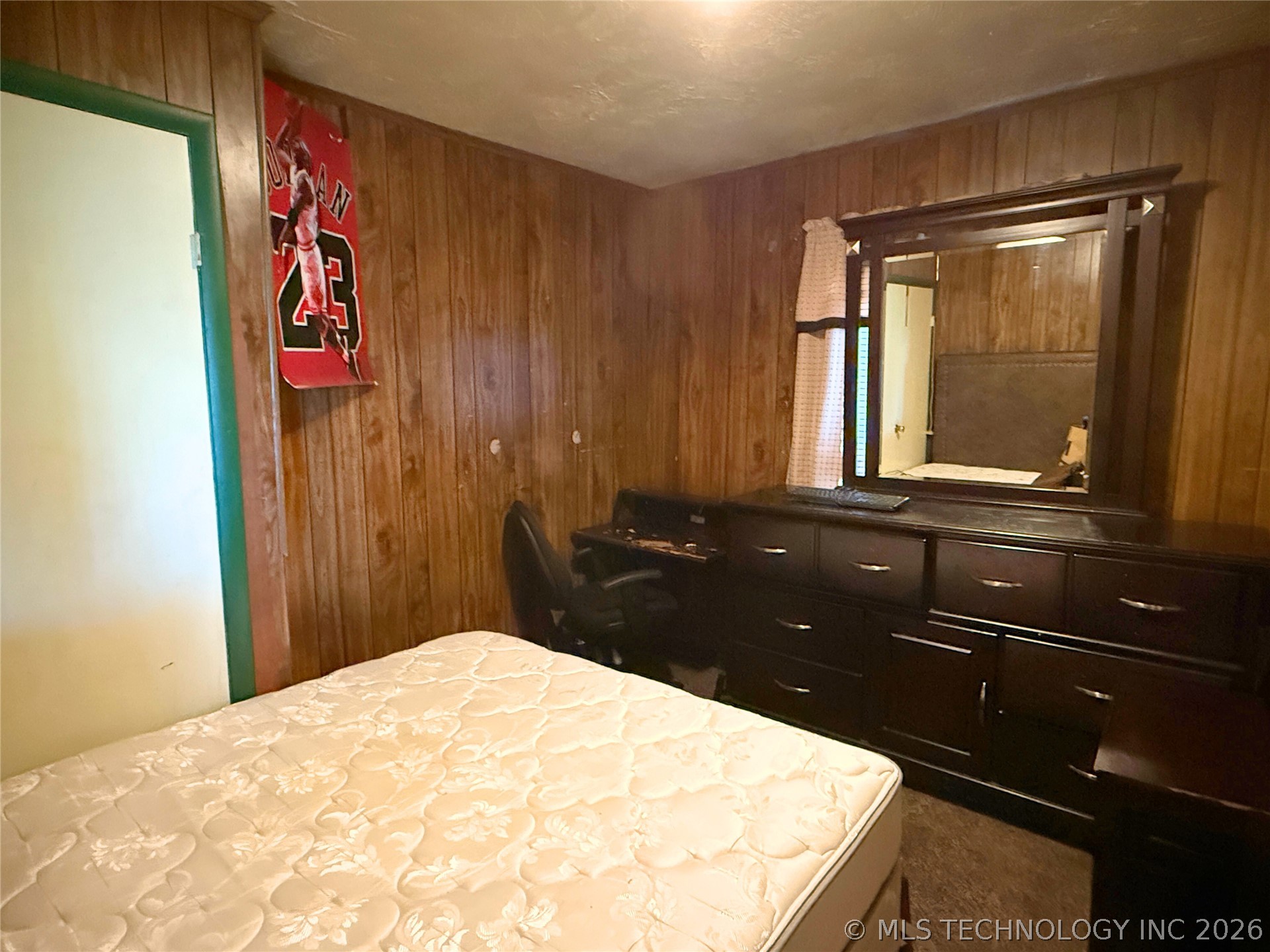 2231 E 32nd Place N Property Photo 14