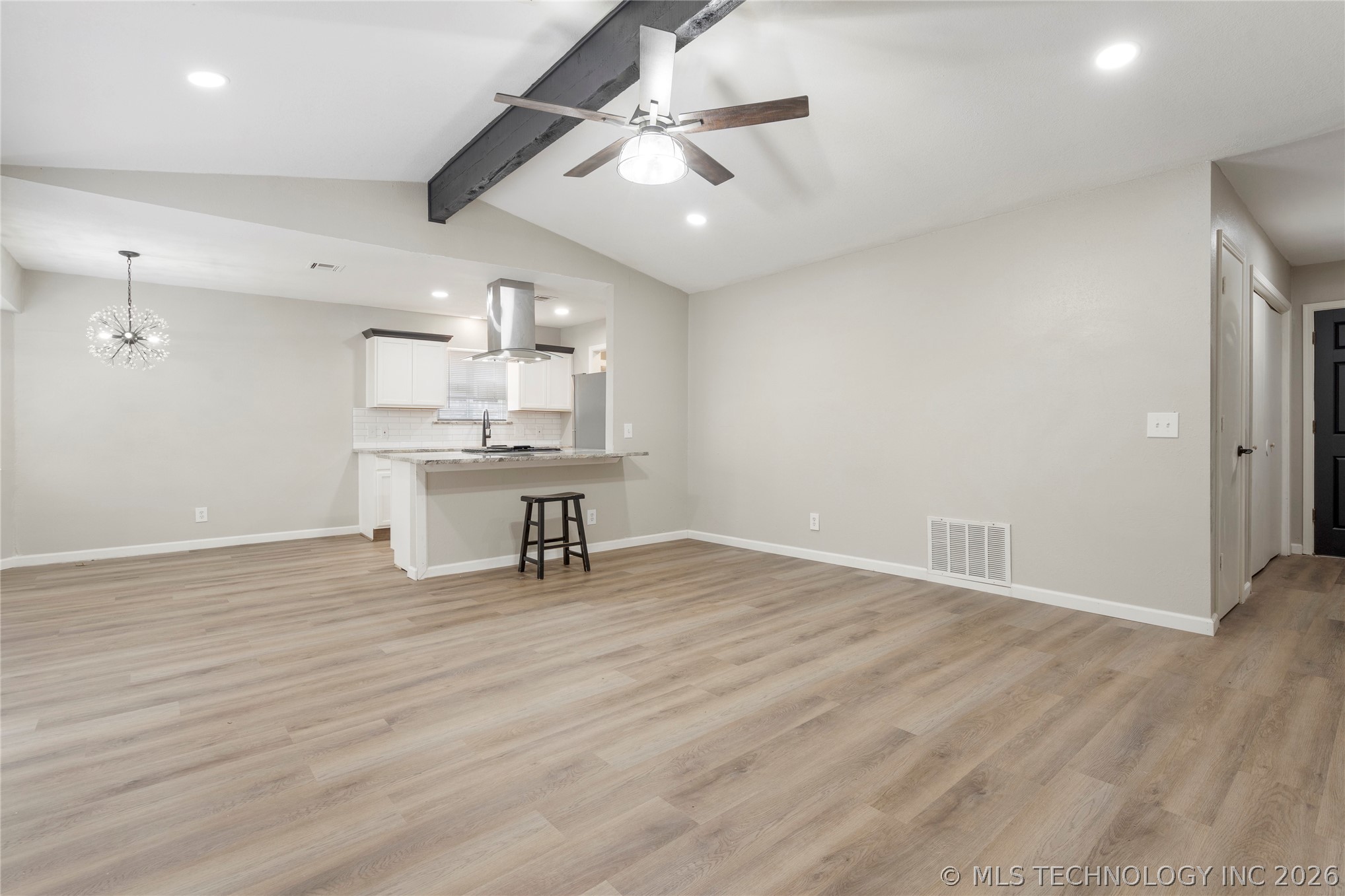 417 W Birmingham Avenue Property Photo 8