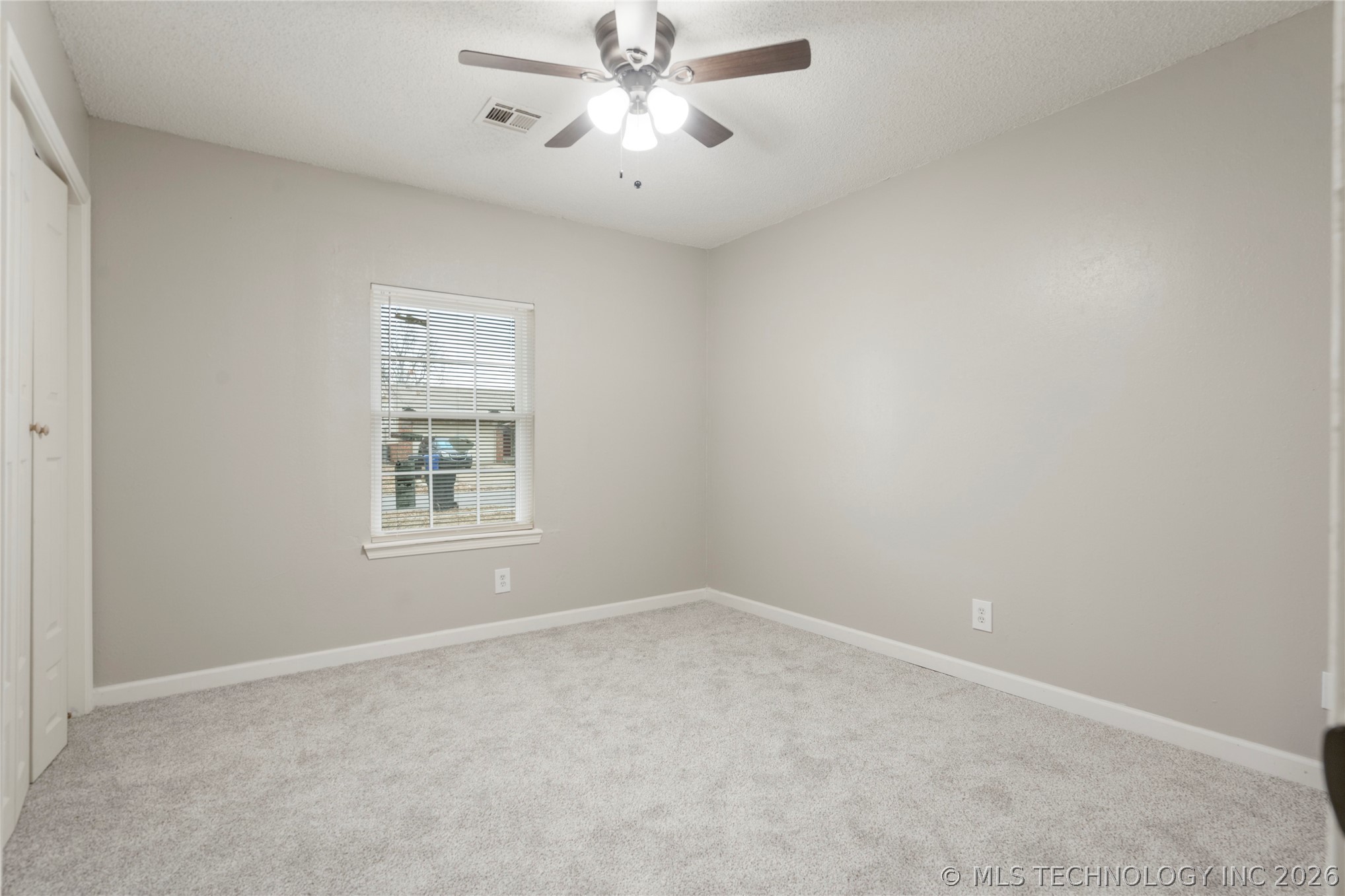417 W Birmingham Avenue Property Photo 22