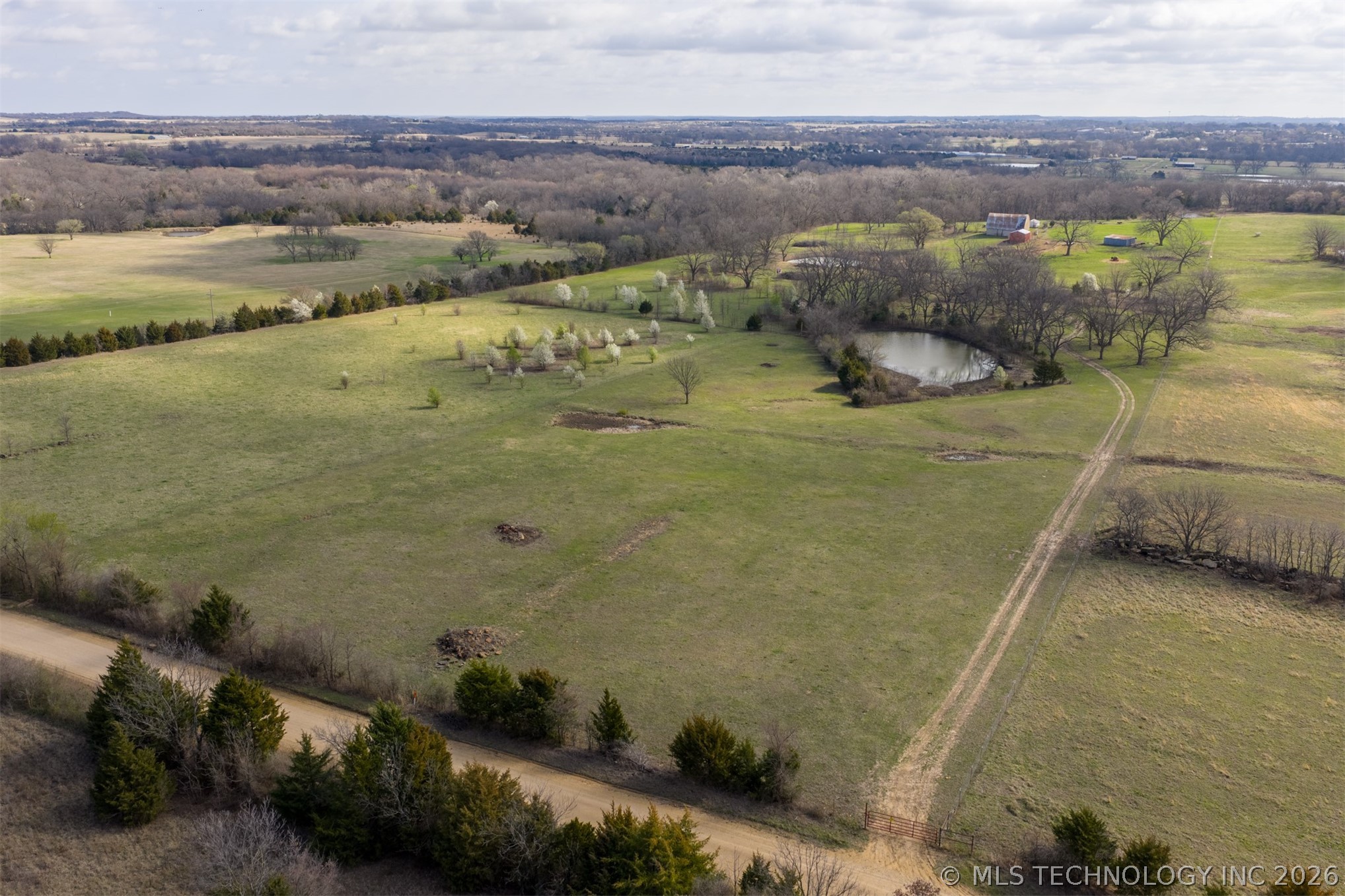 0000 3740 Road Property Photo 1