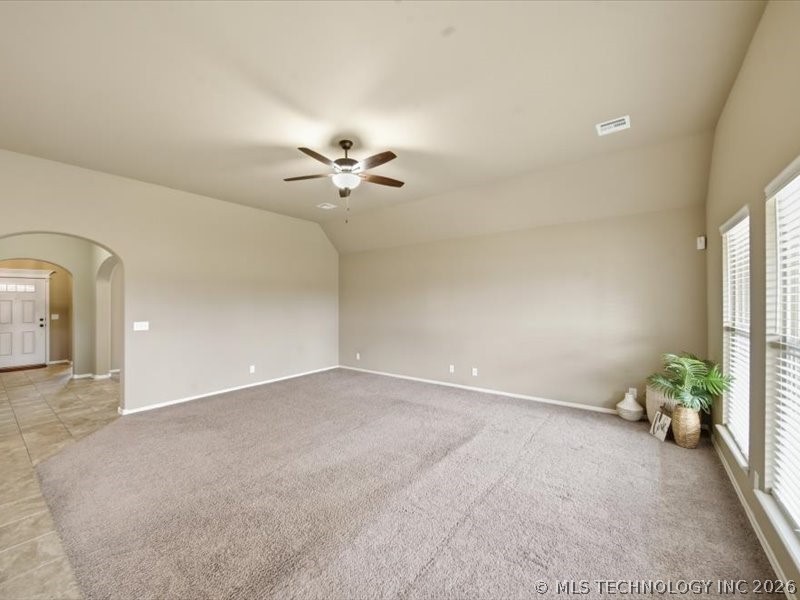 2638 W 115th Street S Property Photo 6