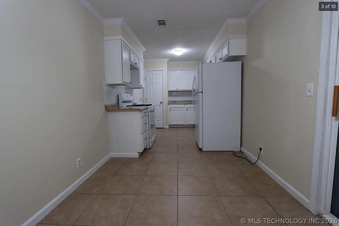 2509 S 126th East Avenue Property Photo 4
