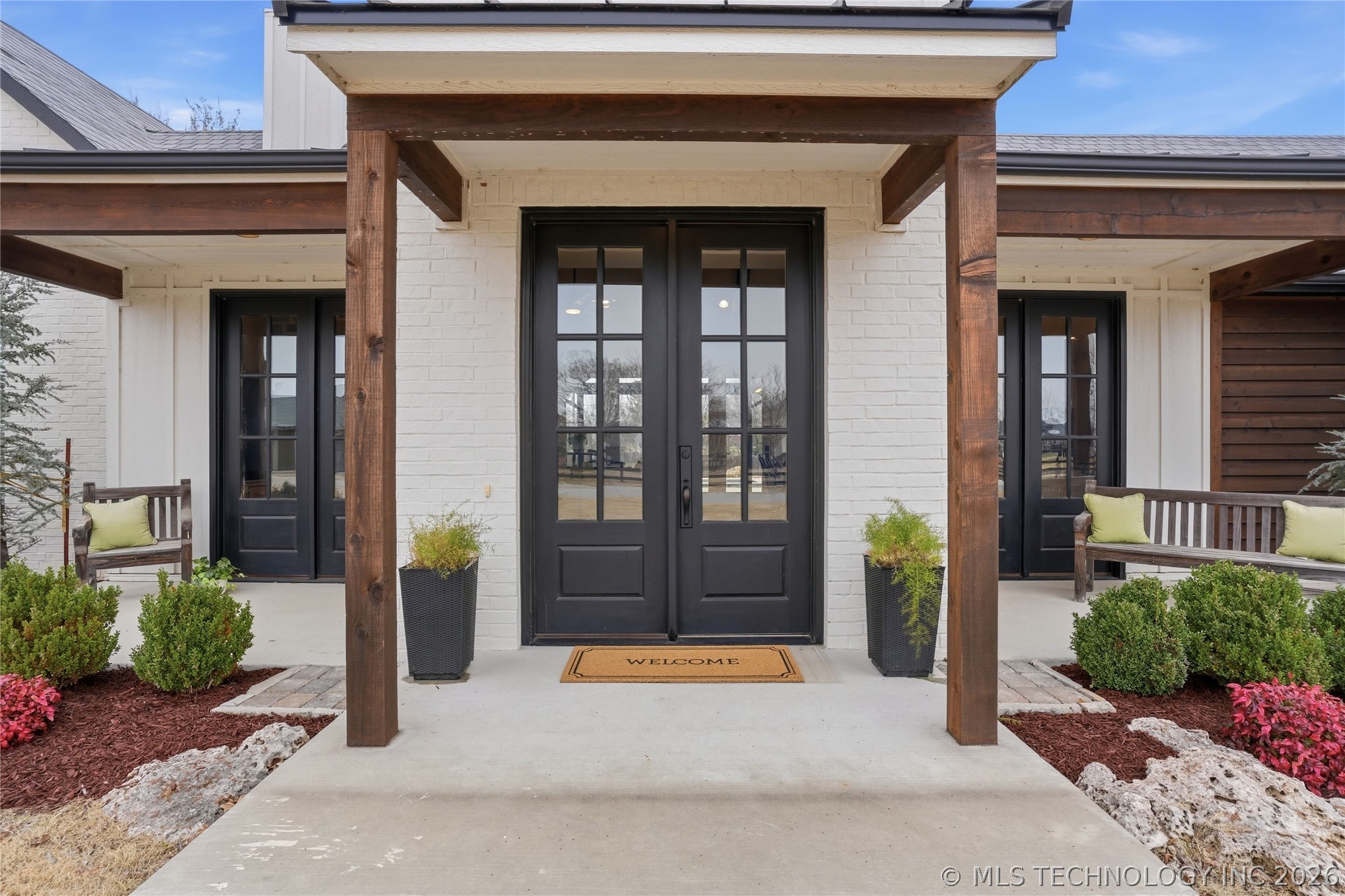 12937 S 28th Place Property Photo 16