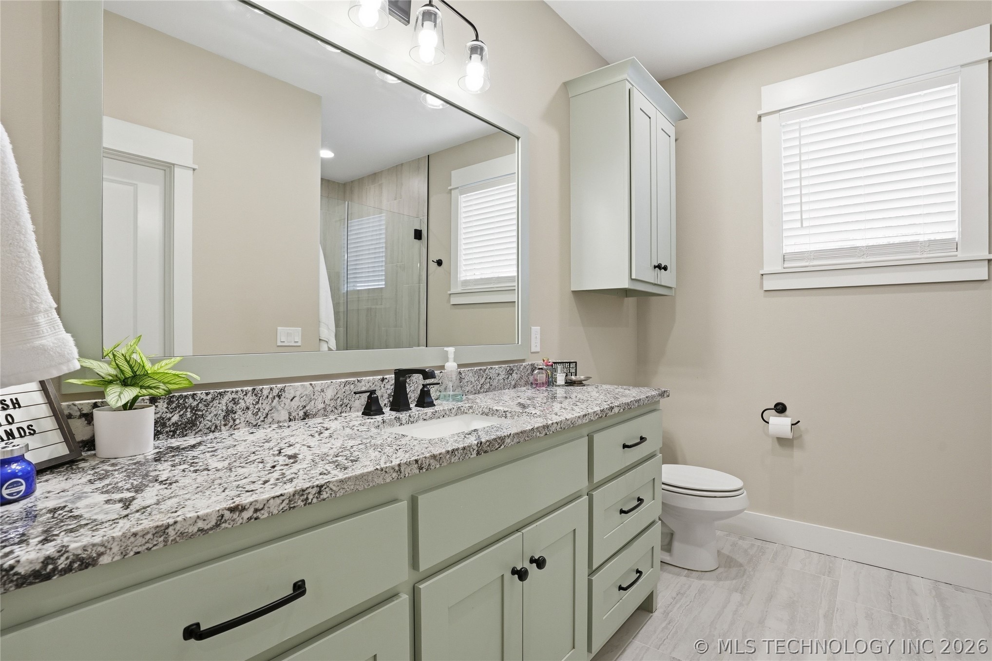12937 S 28th Place Property Photo 64
