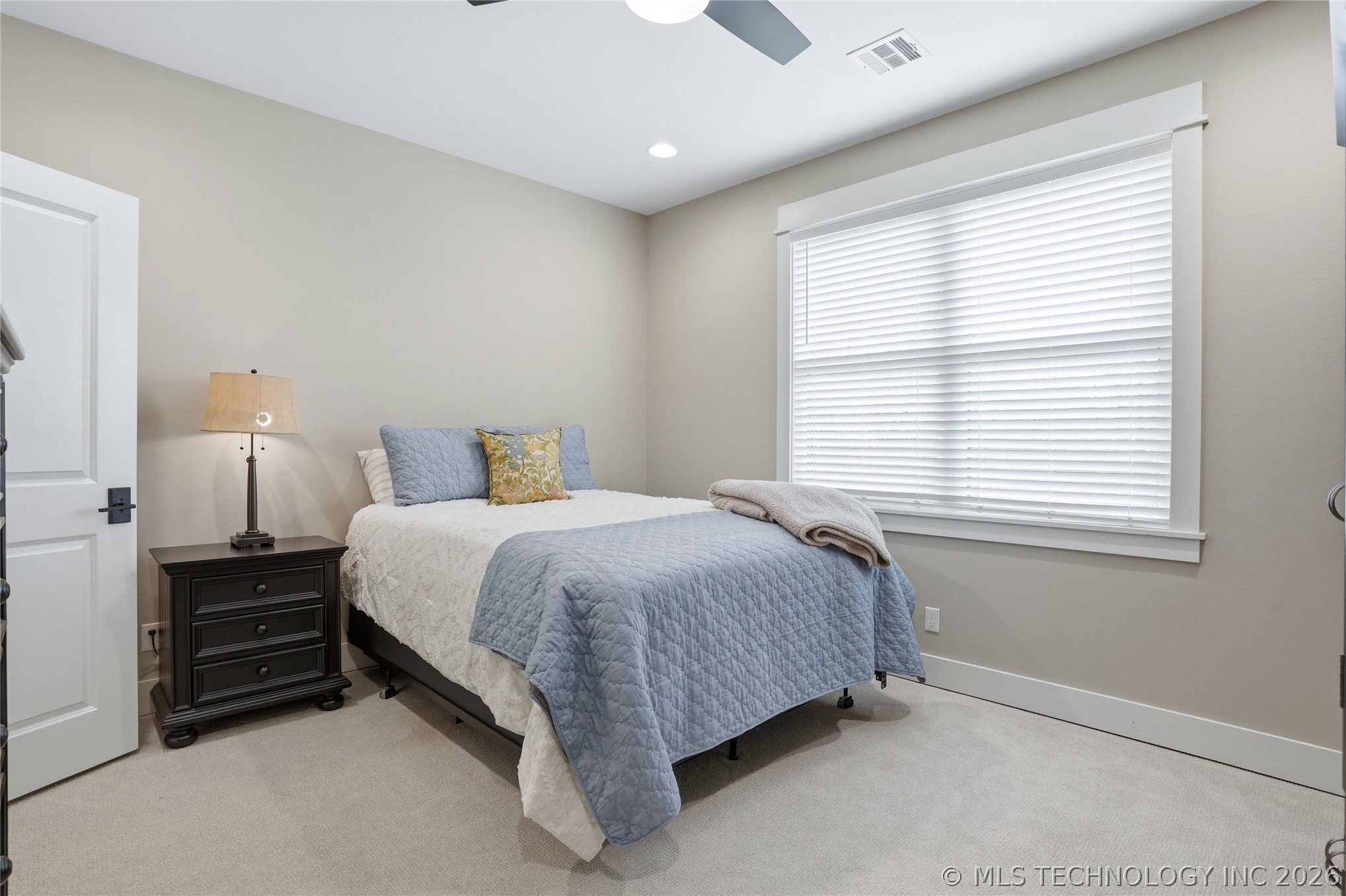 12937 S 28th Place Property Photo 67