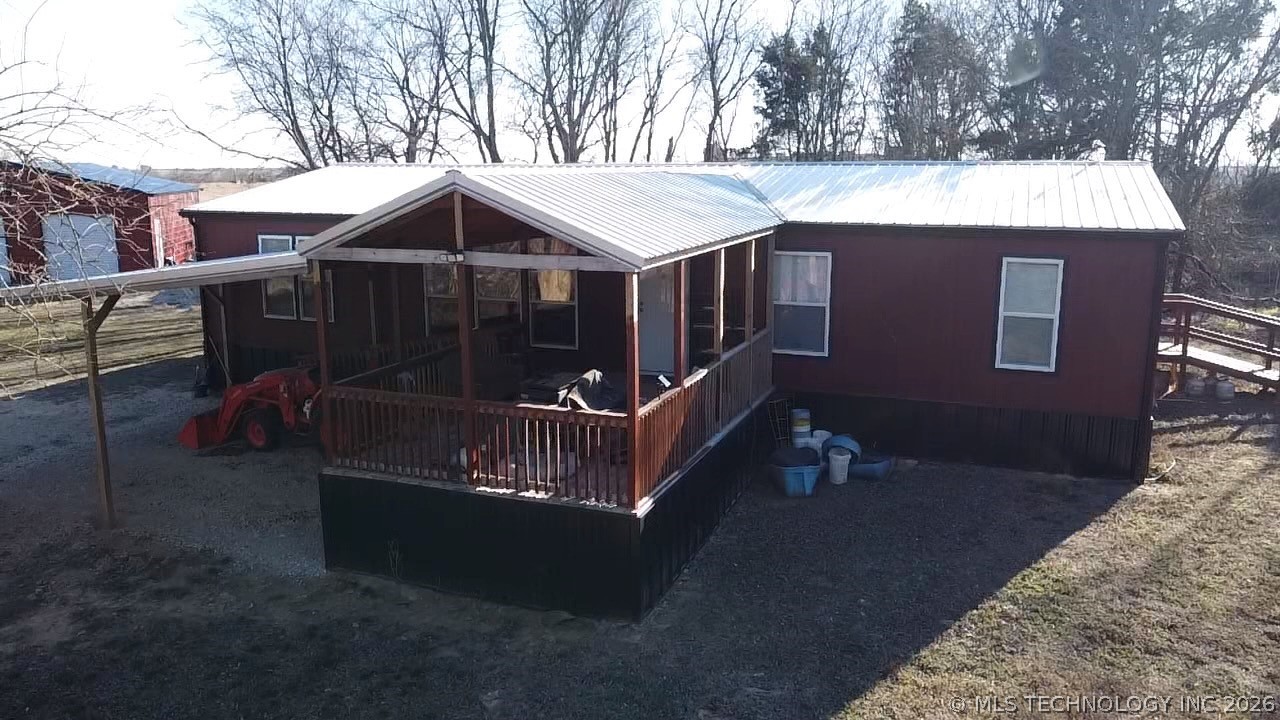 4859 1700 Road Property Photo 8