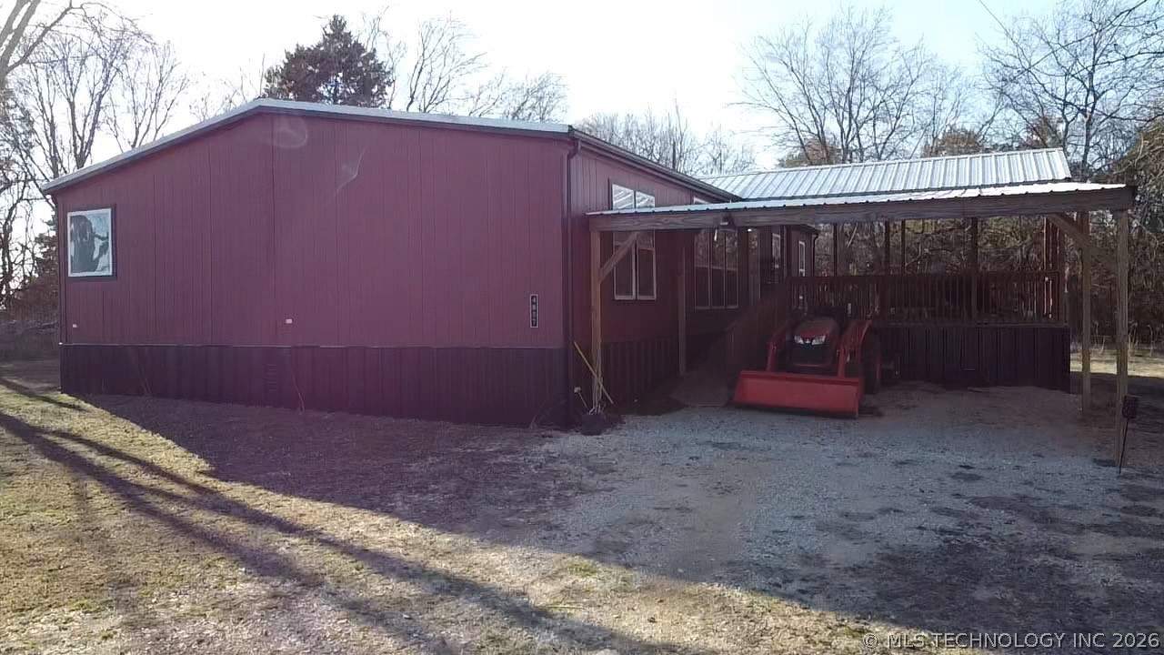 4859 1700 Road Property Photo 11