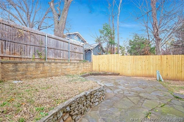 1420 E 17th Place S B Property Photo 22