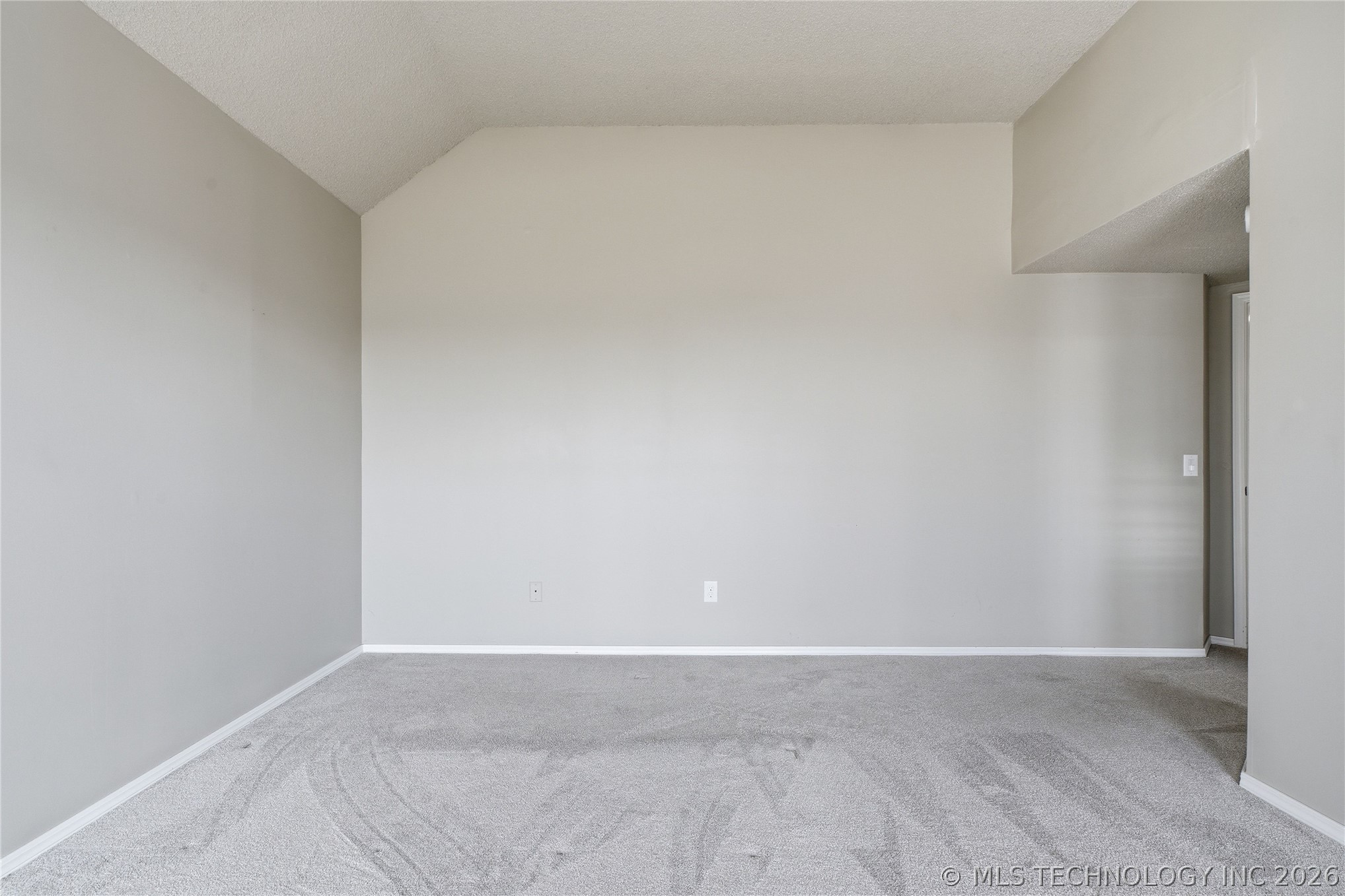 12302 E 87th Street N Property Photo 21