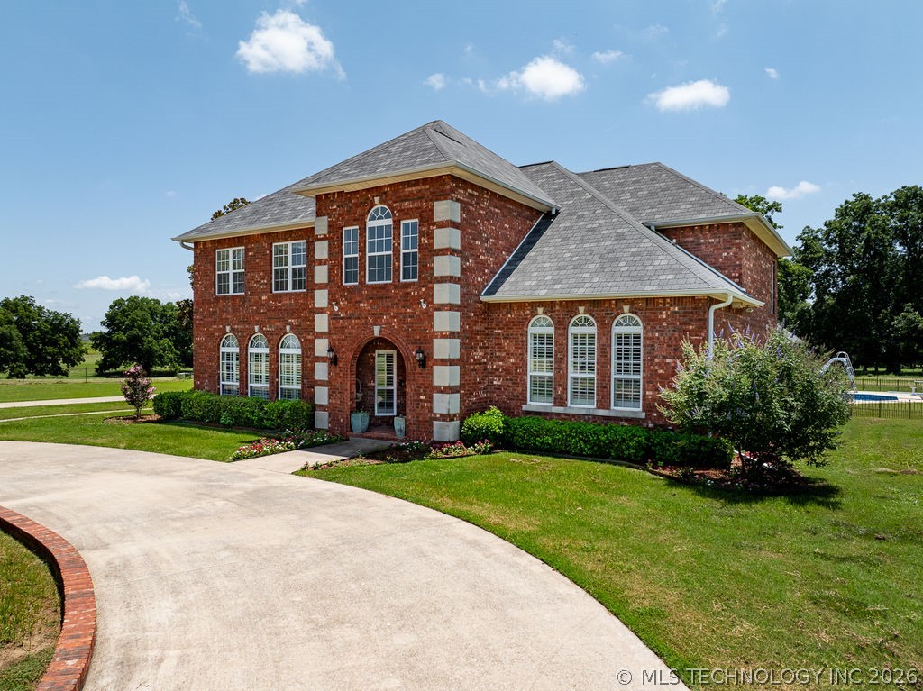 1599 Cardinal Road Property Photo 2