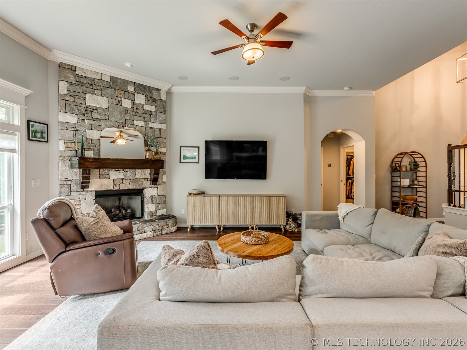 4515 W 93rd Street Property Photo 6