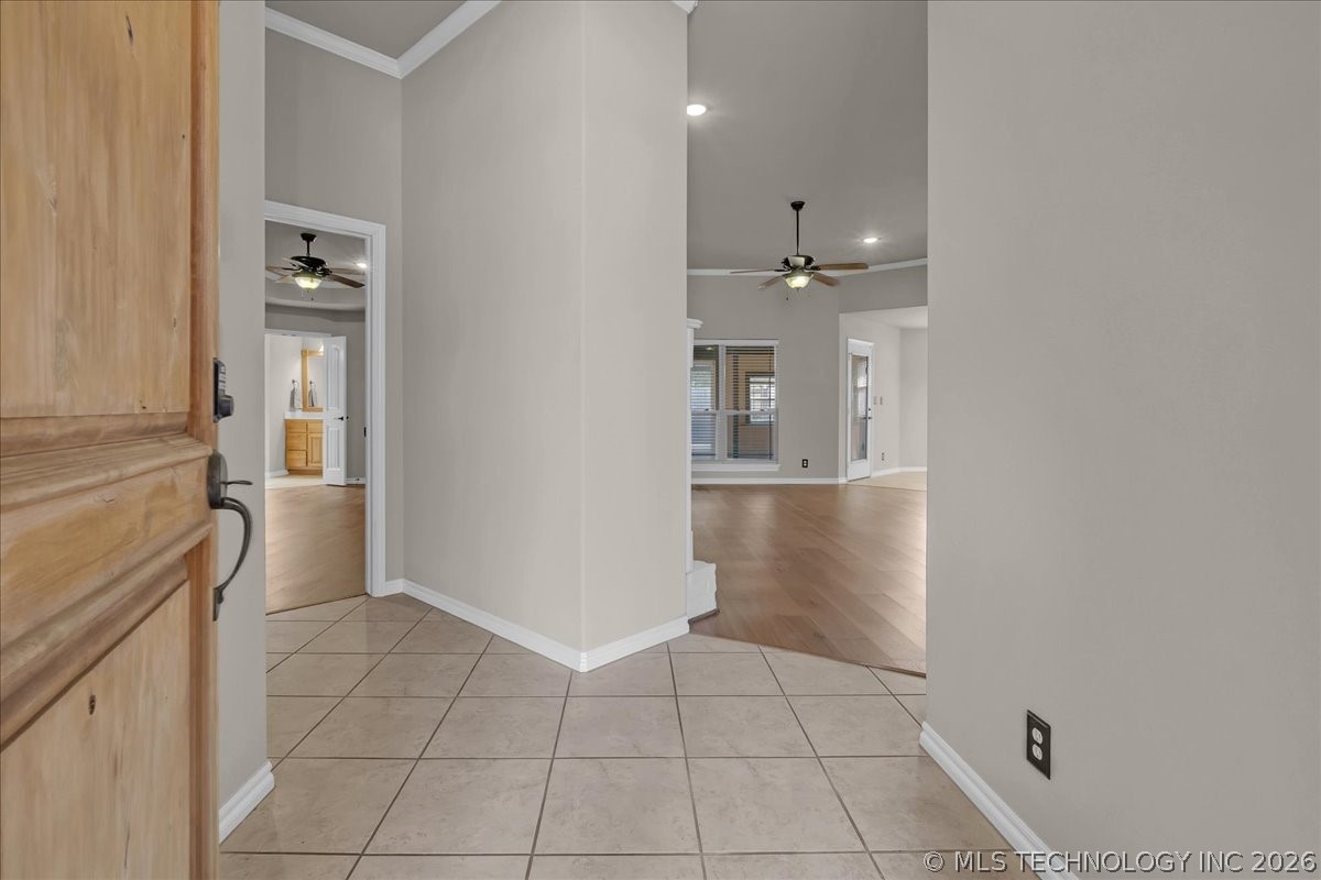 1240 W Keeling Avenue Property Photo 4