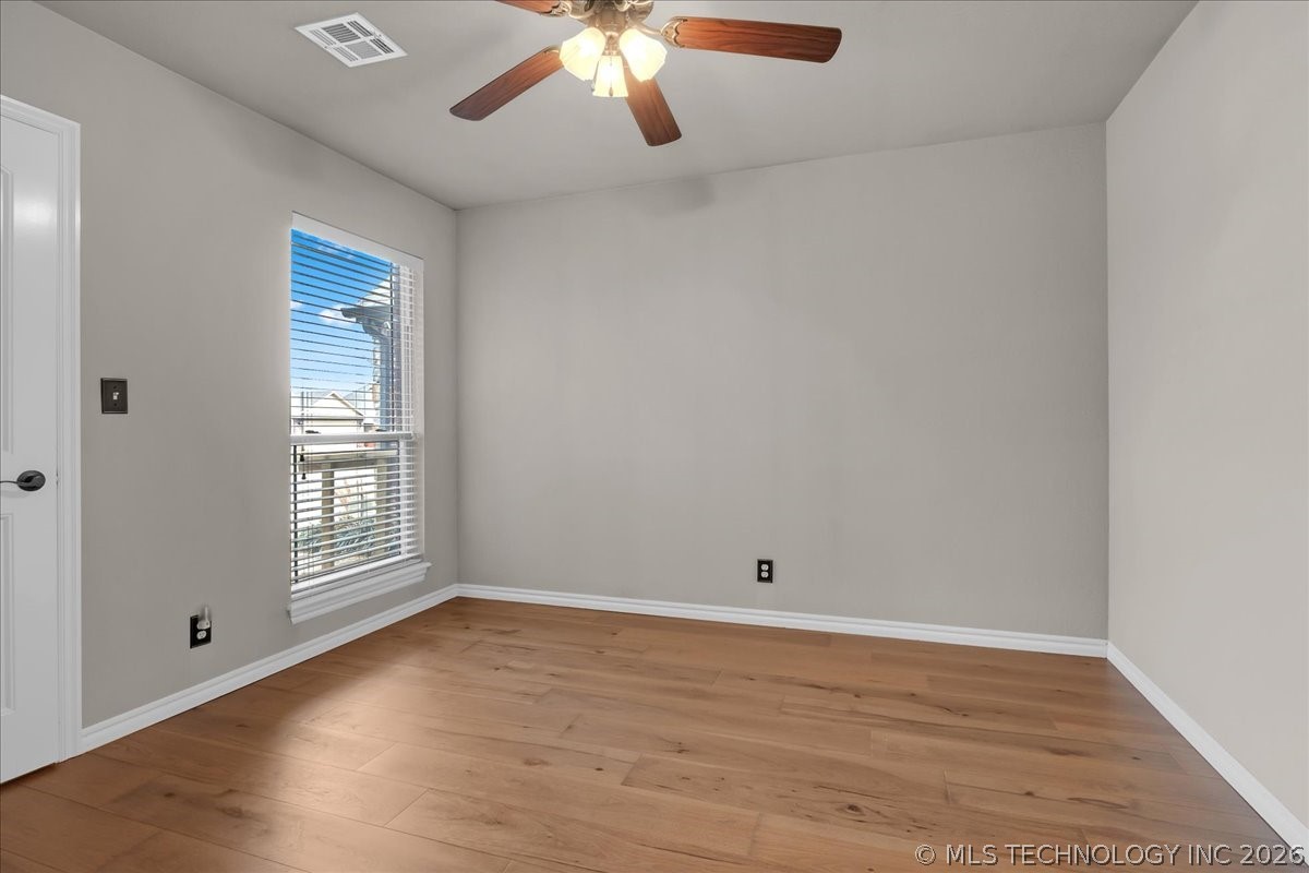 1240 W Keeling Avenue Property Photo 17