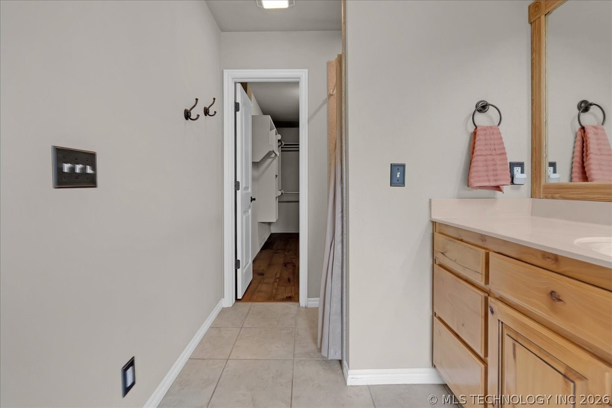 1240 W Keeling Avenue Property Photo 20