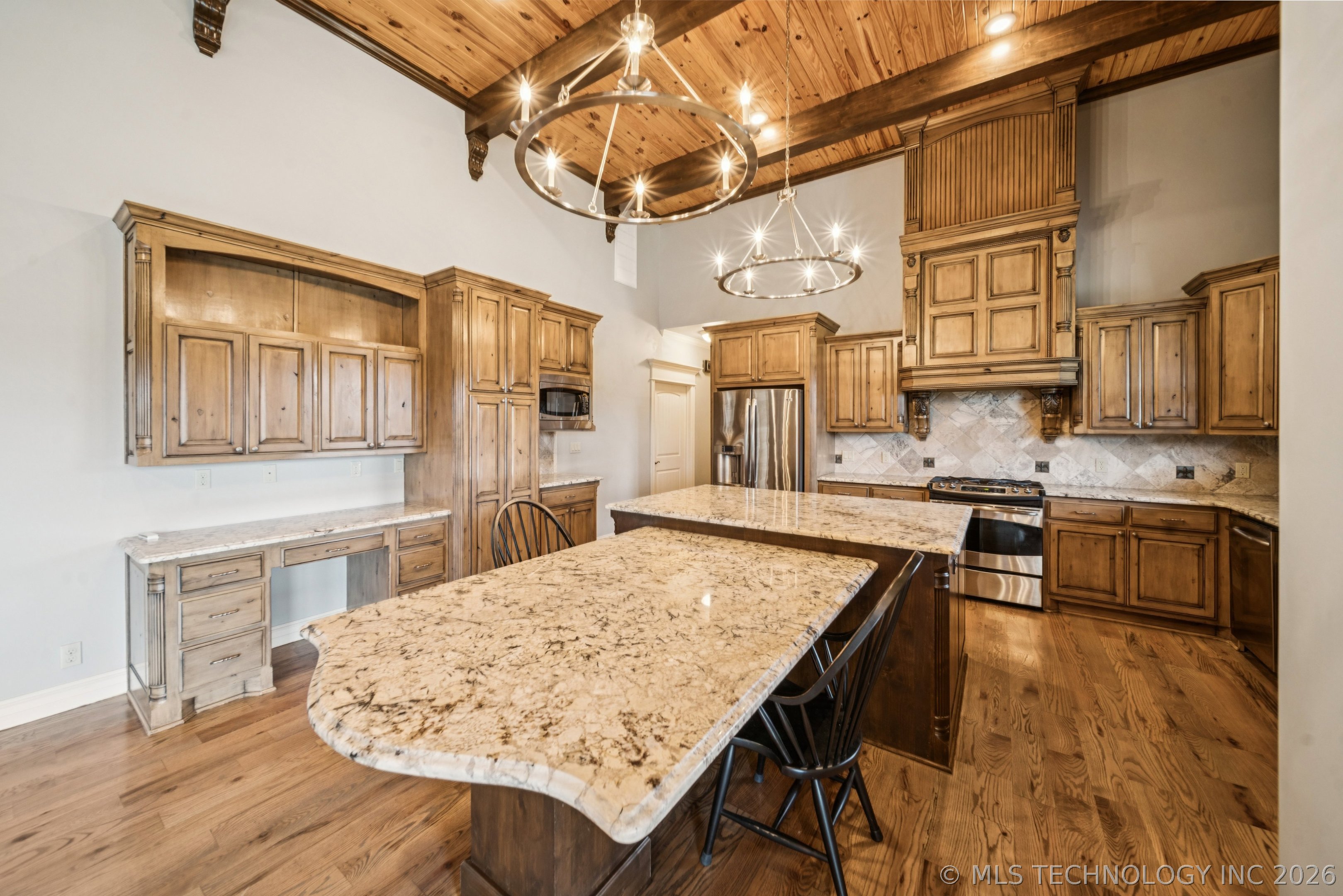 510 E Fredericksburg Court Property Photo 39