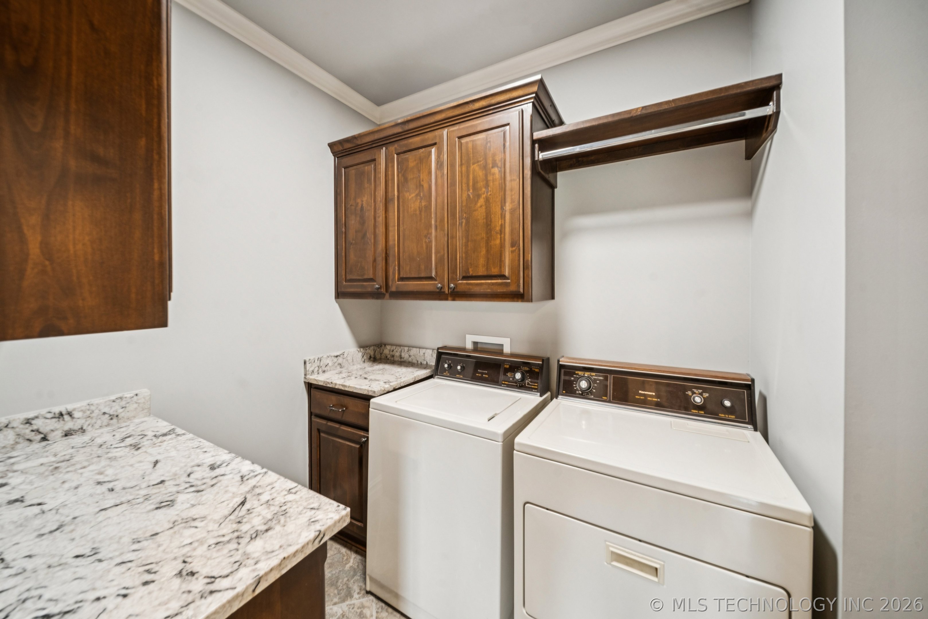 510 E Fredericksburg Court Property Photo 45