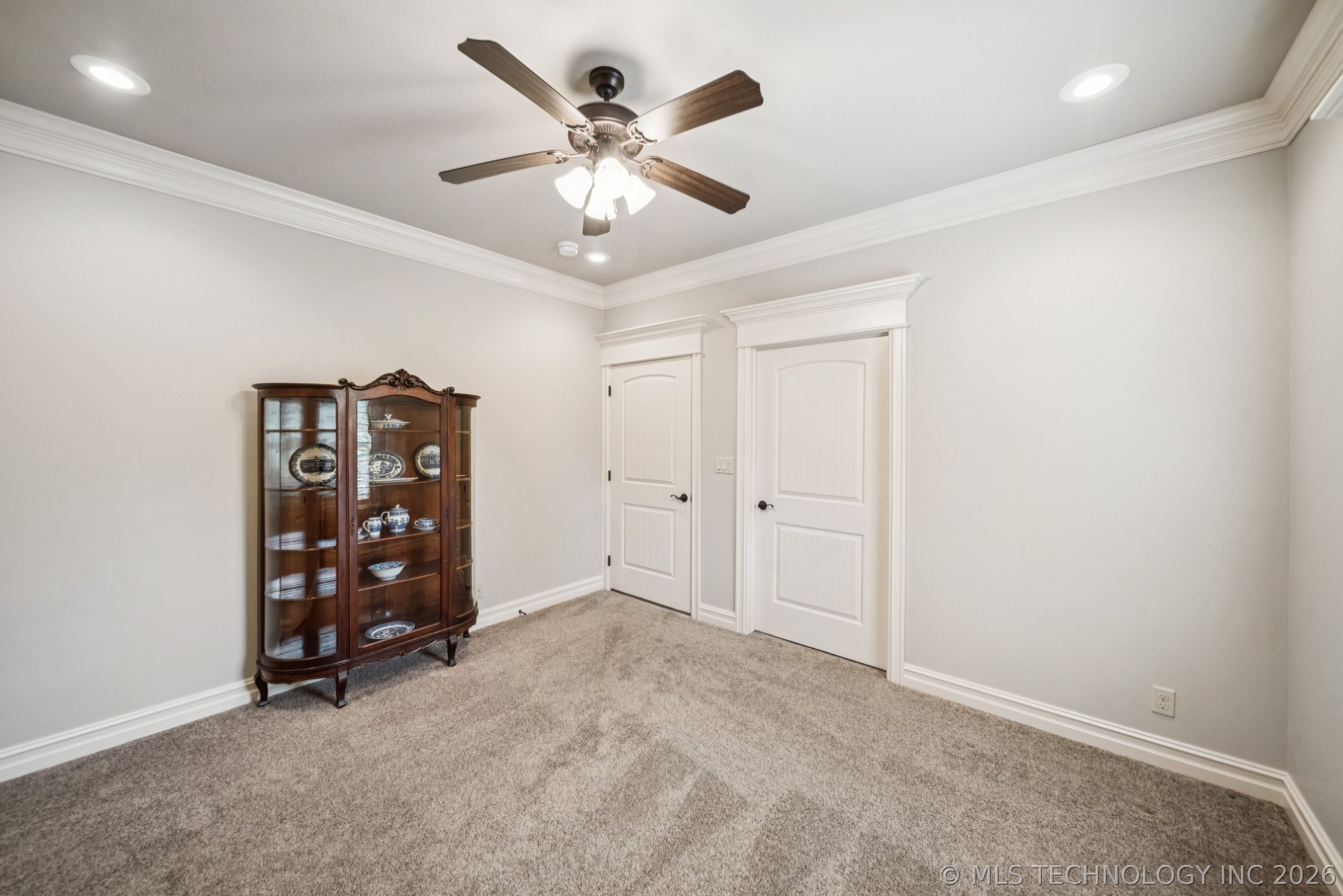 510 E Fredericksburg Court Property Photo 47