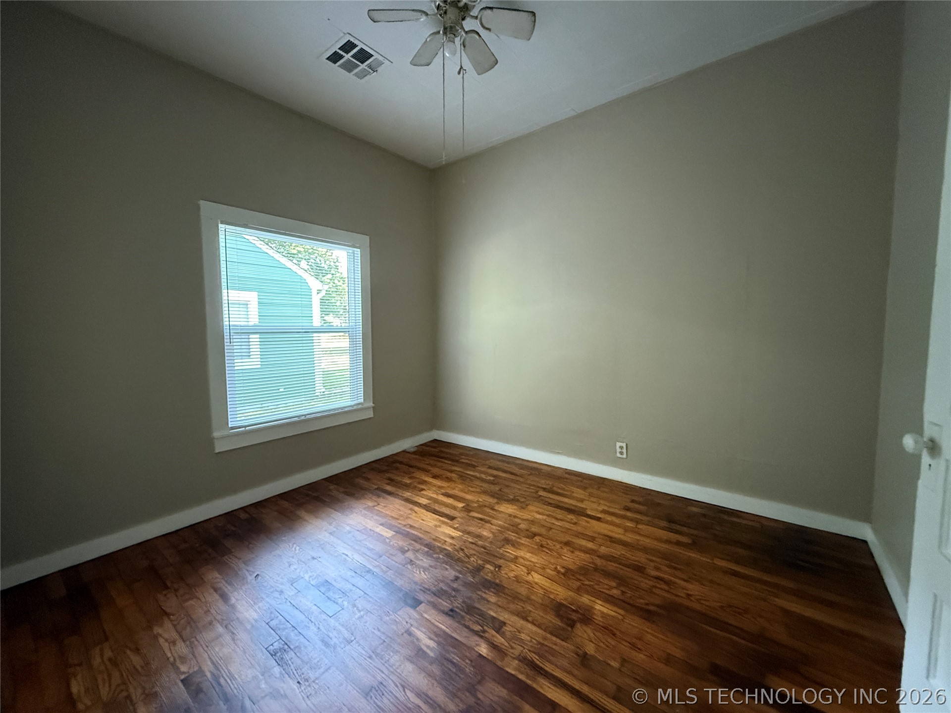 810 N K Street Property Photo 5