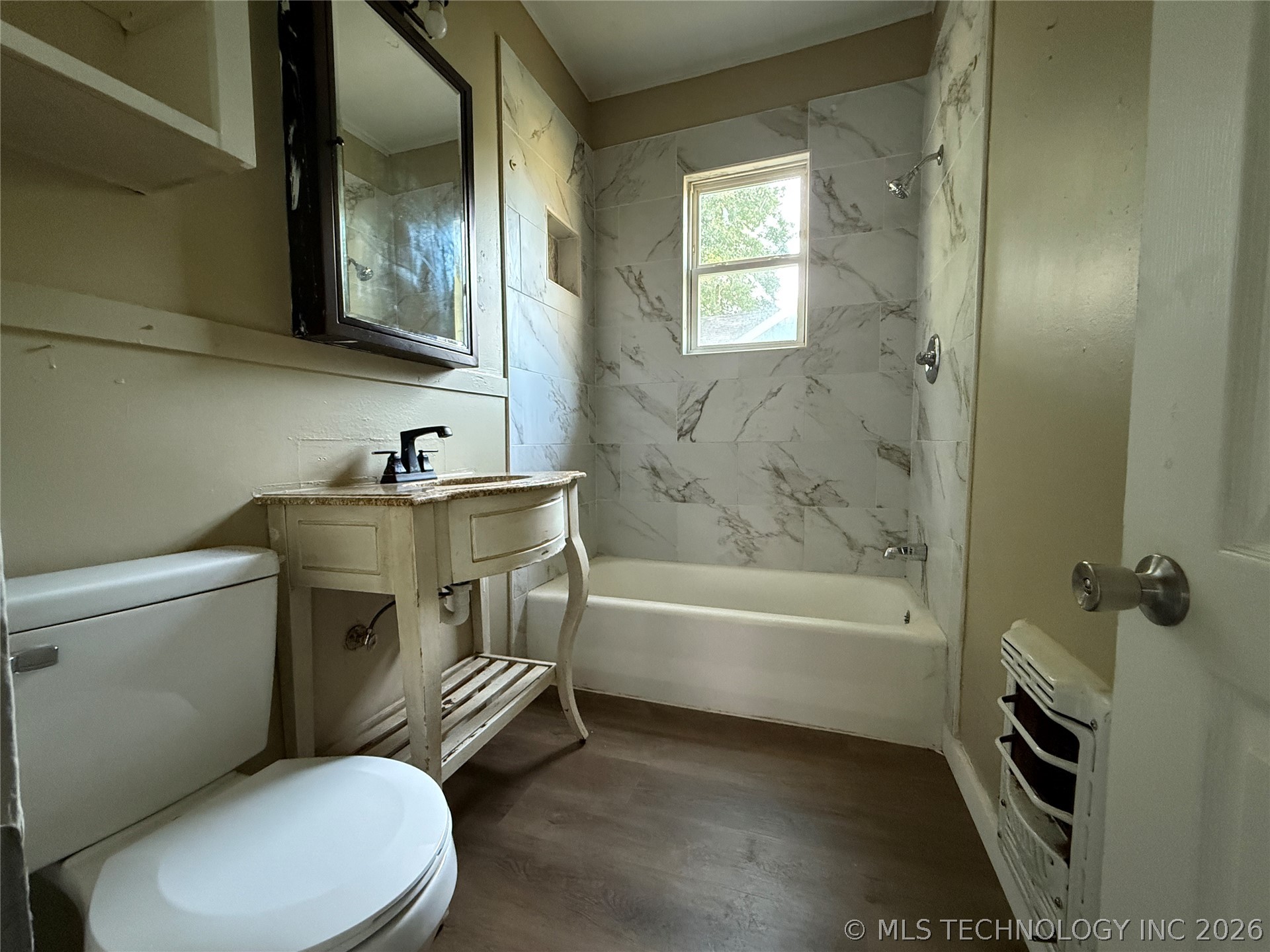 810 N K Street Property Photo 6